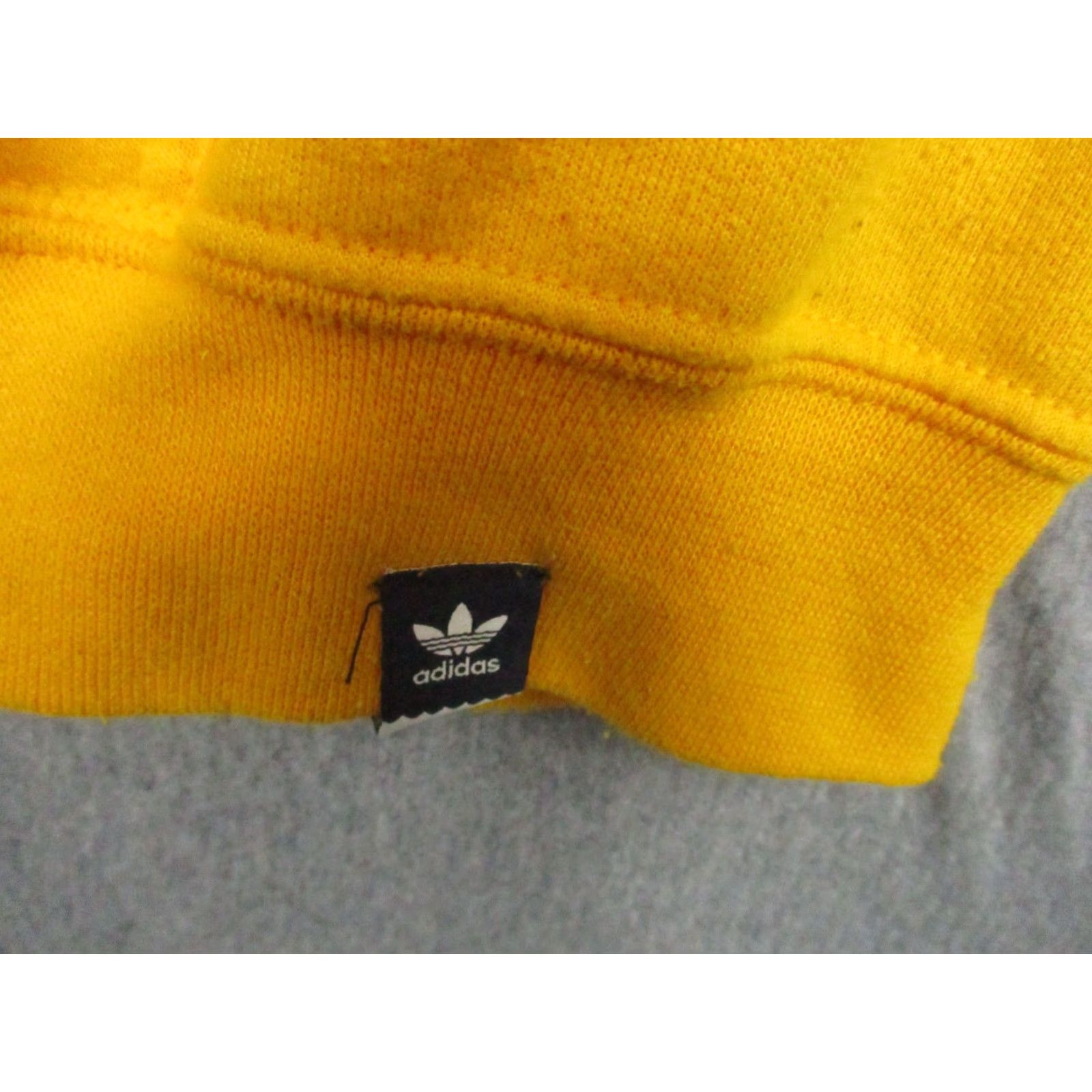 Adidas Adidas Sweatshirt Hoodie Large Adult Yellow Trefoil Logo Pullover Hoodie Mens Regular Size L Graphic Print Pockets Hooded Fleece Cotton Polyester Size US L / EU 52-54 / 3 - 3 Thumbnail