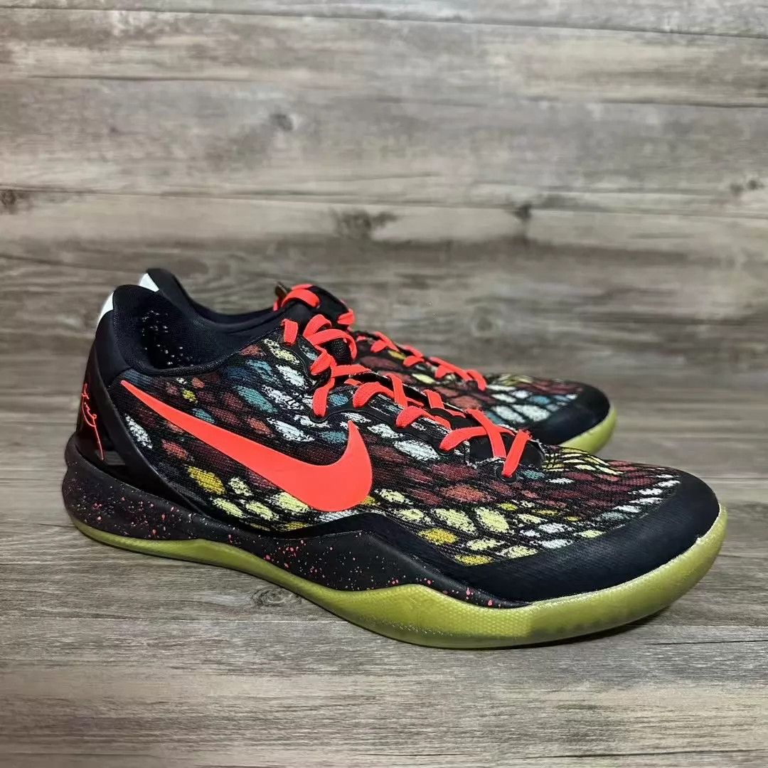 Nike Nike Kobe 8 Christmas OG 43 9.7/10 Size US 9.5 / EU 42-43 - 2 Thumbnail