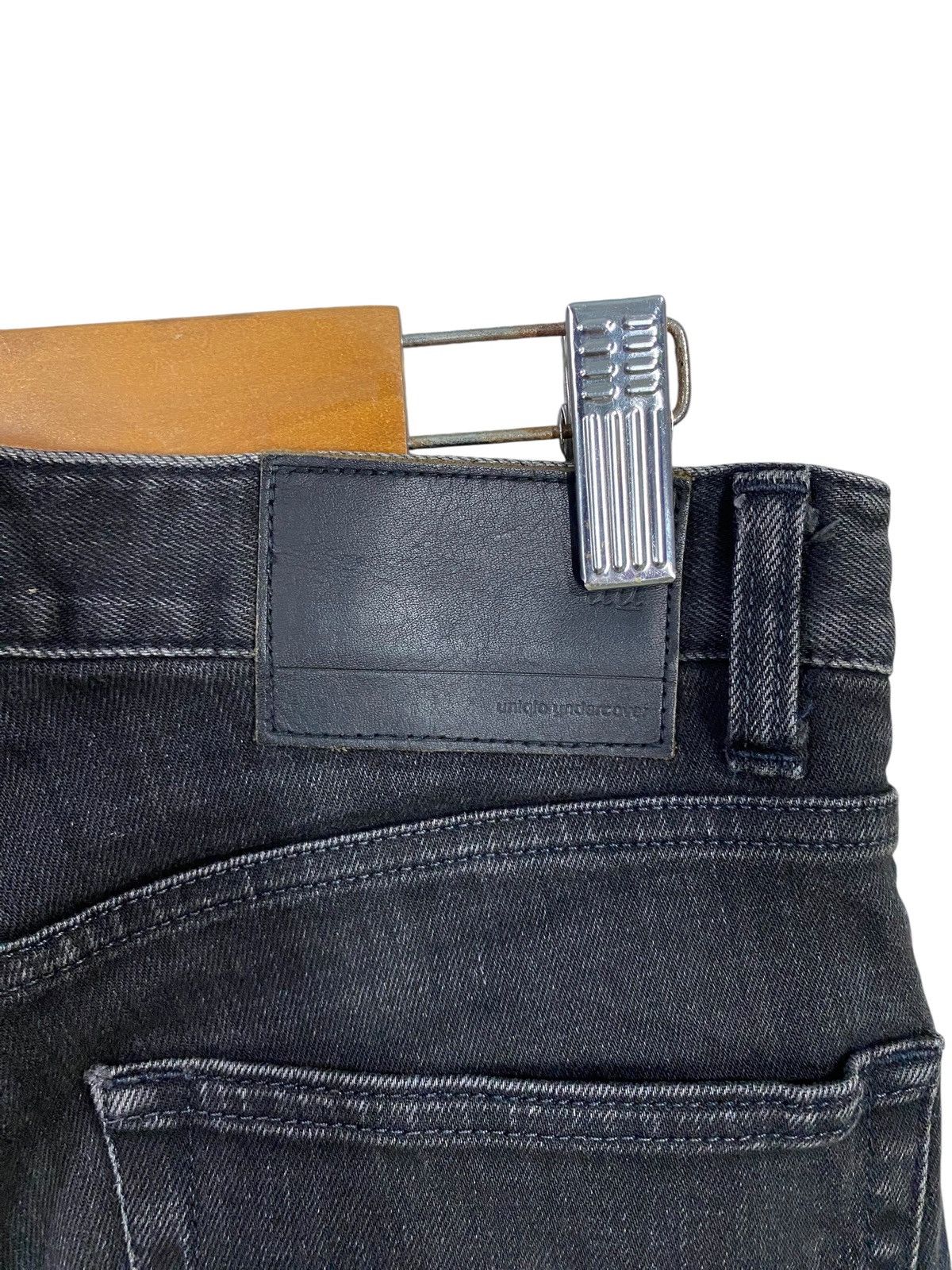 Undercover × Uniqlo Uniqlo x undercover black strech denim Size US 30 / EU 46 - 6 Thumbnail