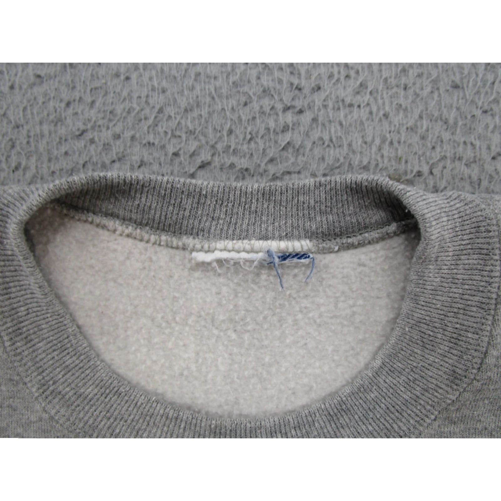 Nutmeg VINTAGE Nutmeg Nebraska Cornhuskers Embroidered Football Sweatshirt Mens L Gray 90s Hooded Pullover Sweatshirt Embroidered Football Size US L / EU 52-54 / 3 - 3 Thumbnail