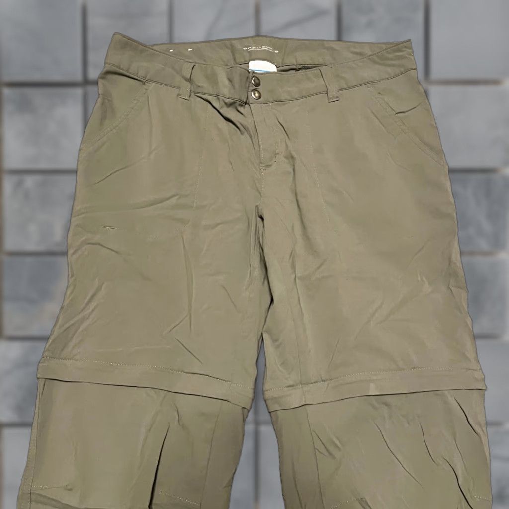 Vintage Columbia Pants Womens 16 Green Zip Off Convertible Shorts Hiking Nylon Cargo Women 16 Green Zip Off Convertible Hiking Nylon Size 38" / US 16 / IT 52 - 1 Thumbnail