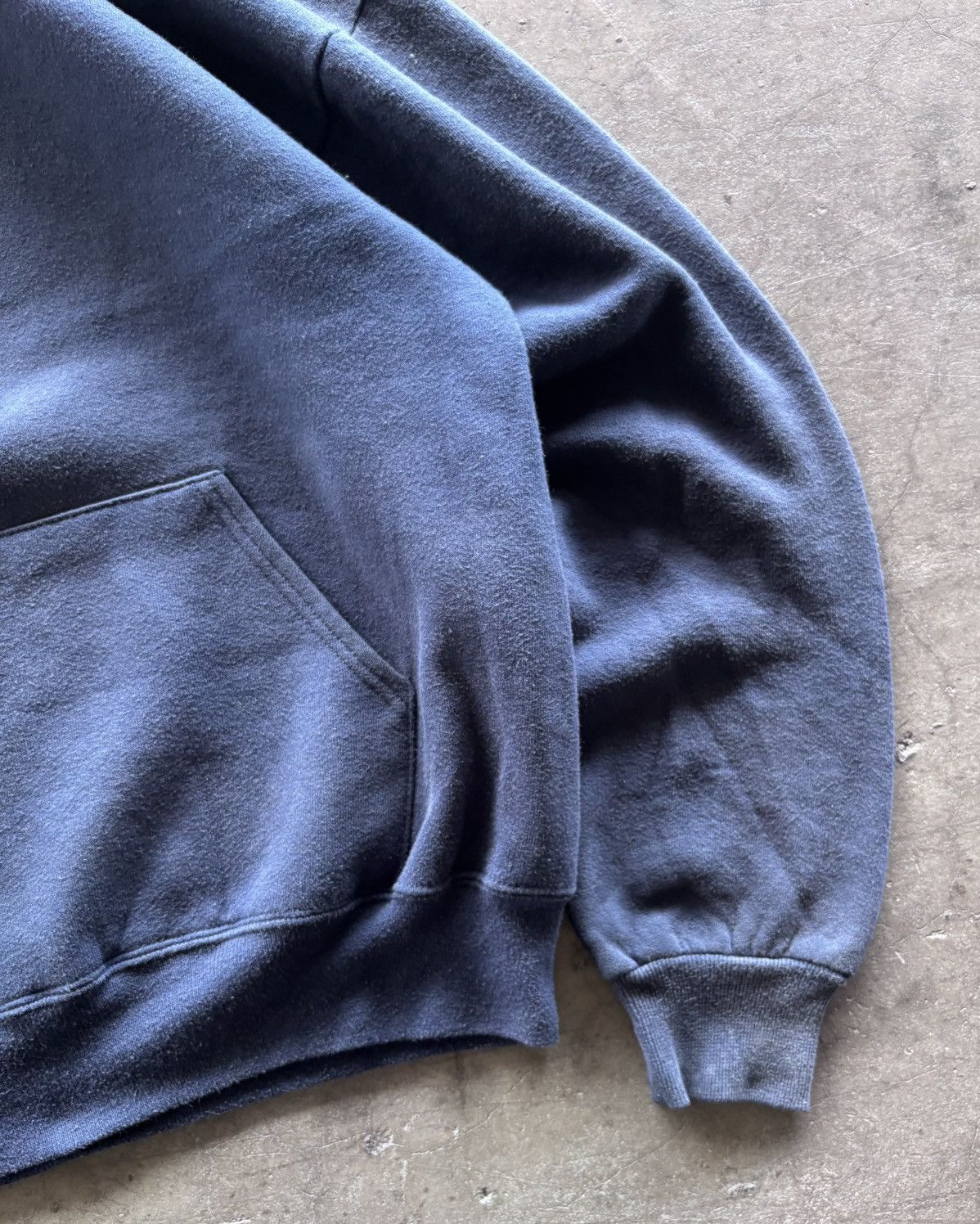 Vintage × Volcom Rare 1990s Volcom Hawaiian Sirfing Faded Navy Hoodie Size US L / EU 52-54 / 3 - 4 Thumbnail