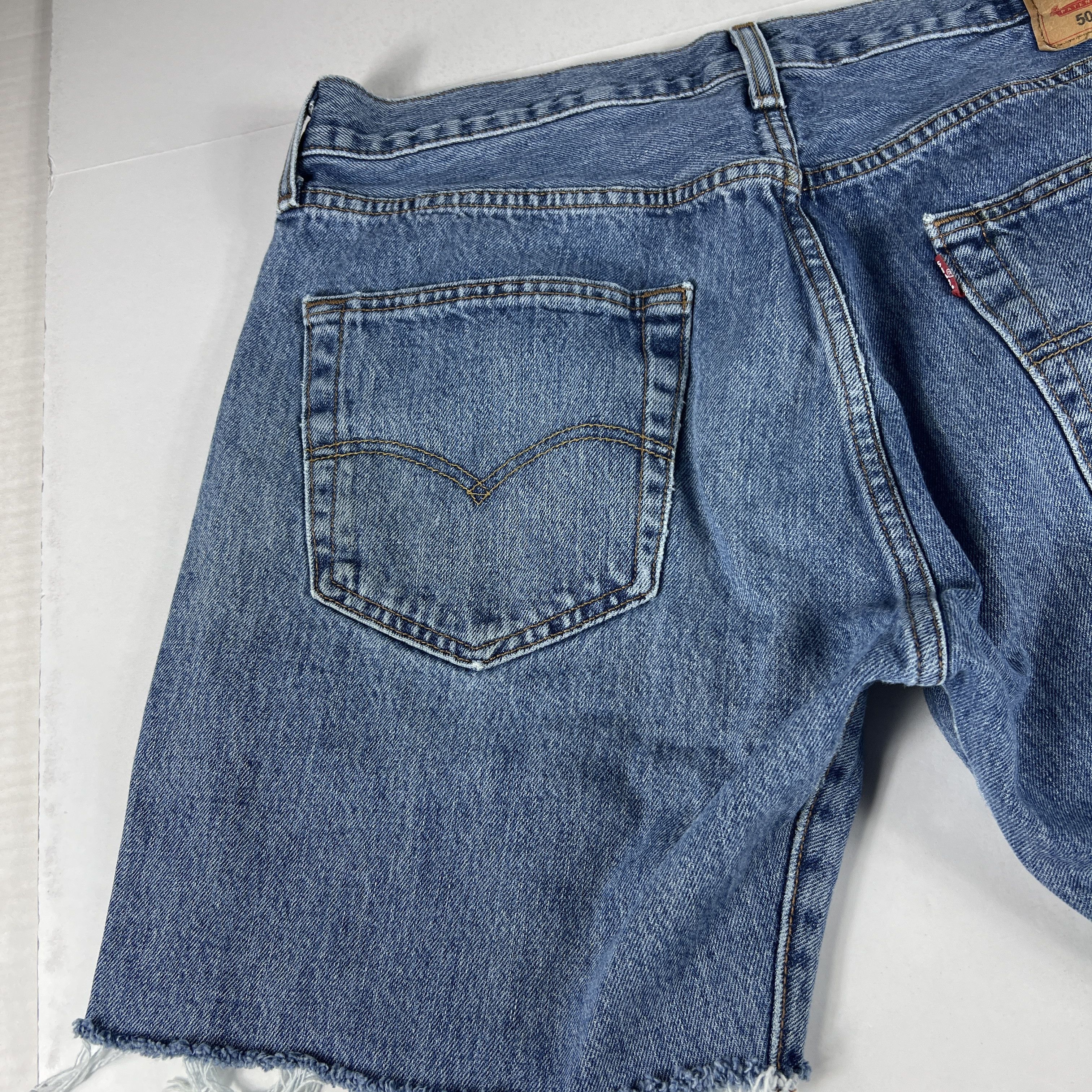 Levi's Levi's Jean Shorts 501 Straight Faded Cut Off Denim Jorts Size US 35 - 9 Thumbnail