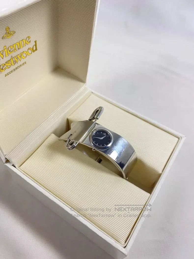Vivienne Westwood Vivienne Westwood Women's Watch . Size ONE SIZE - 5 Thumbnail