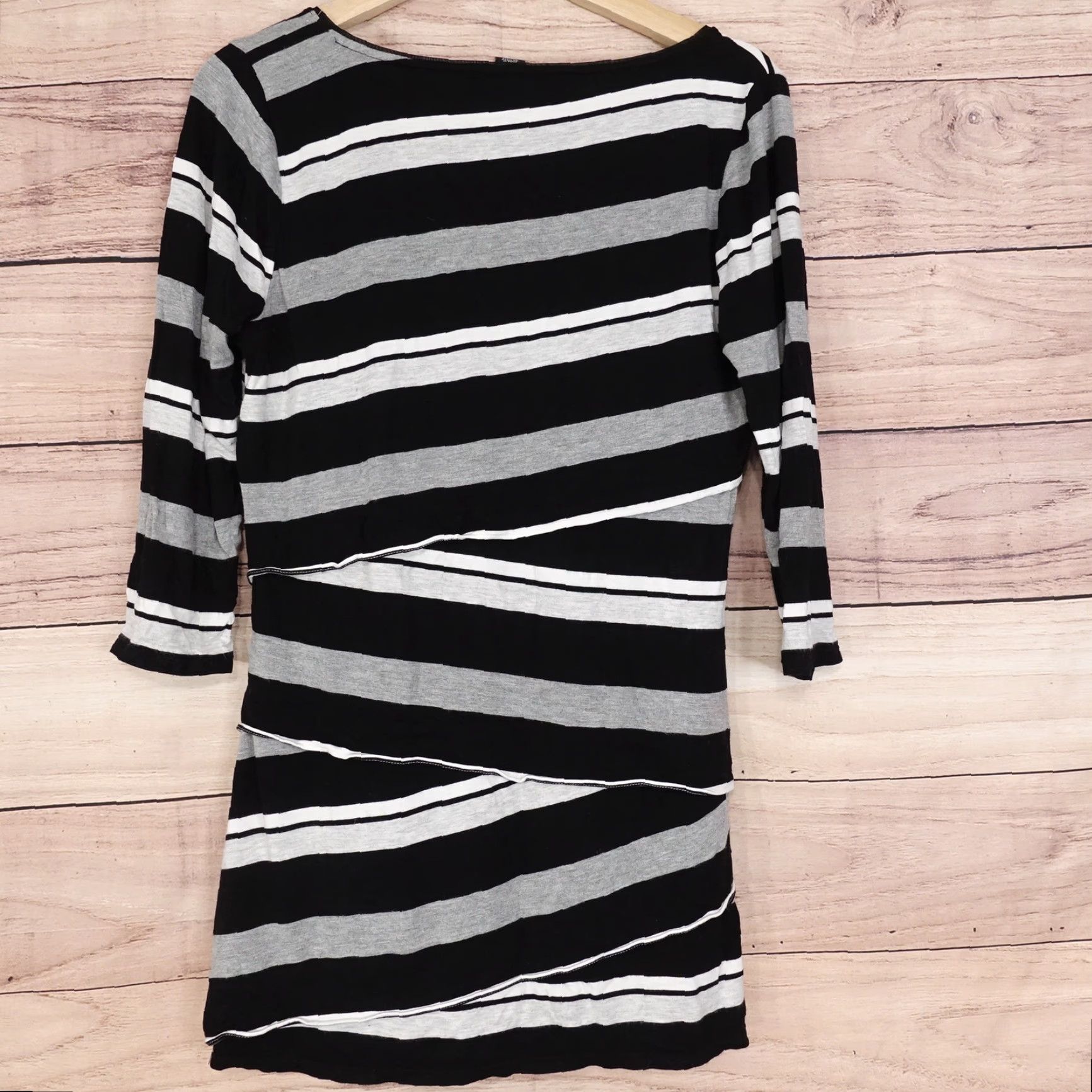 White House Black Market WHITE HOUSE BLACK MARKET LONG SLEEVE STRIPED TOP WOMENS SZ S Size S / US 4 / IT 40 - 7 Thumbnail