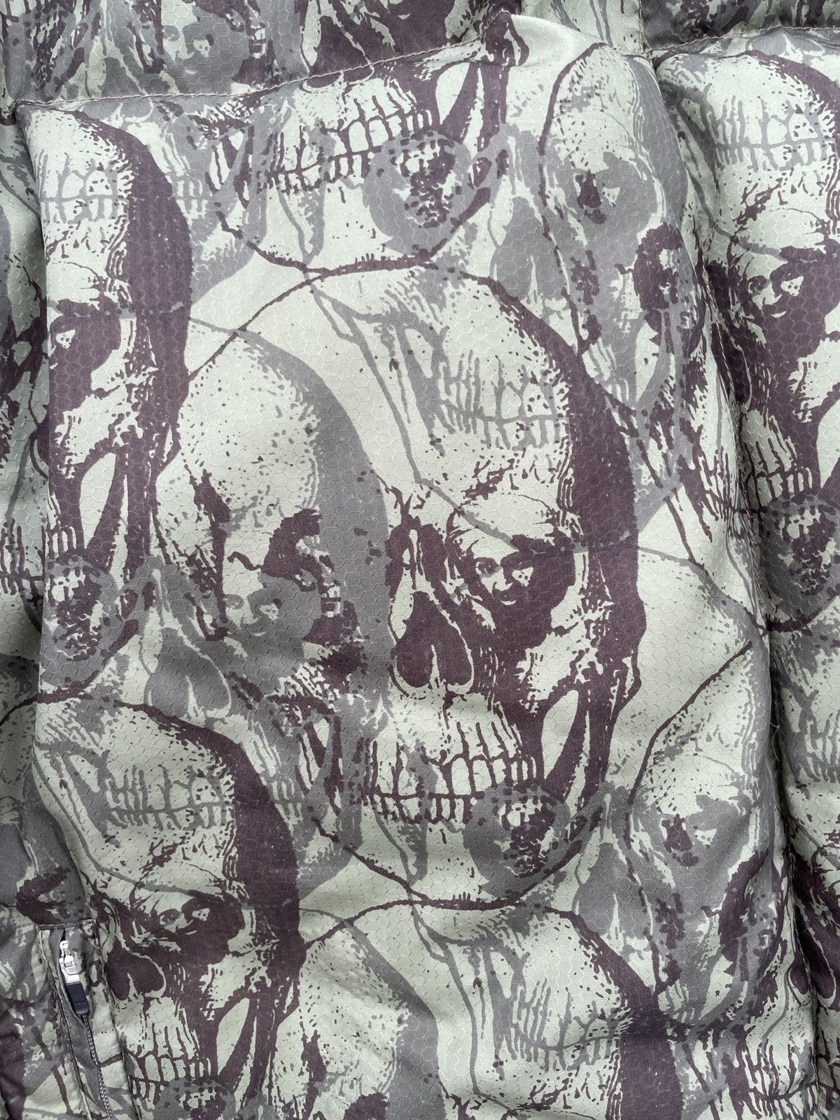 Jun Takahashi Undercover Paper doll 2002/03 Green skull puffer Size US M / EU 48-50 / 2 - 4 Thumbnail