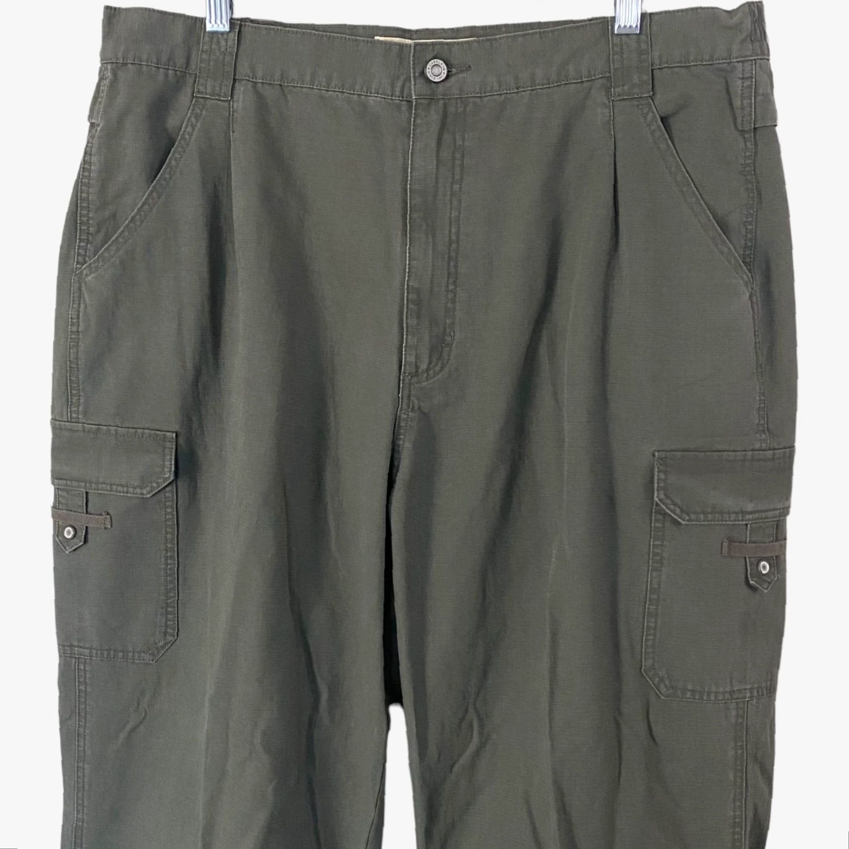 Vintage Cabela's Cargo Utility Pants Women's 18 Olive Green Relaxed Fit Cotton Wide-Leg Size 40" / US 18 - 5 Thumbnail