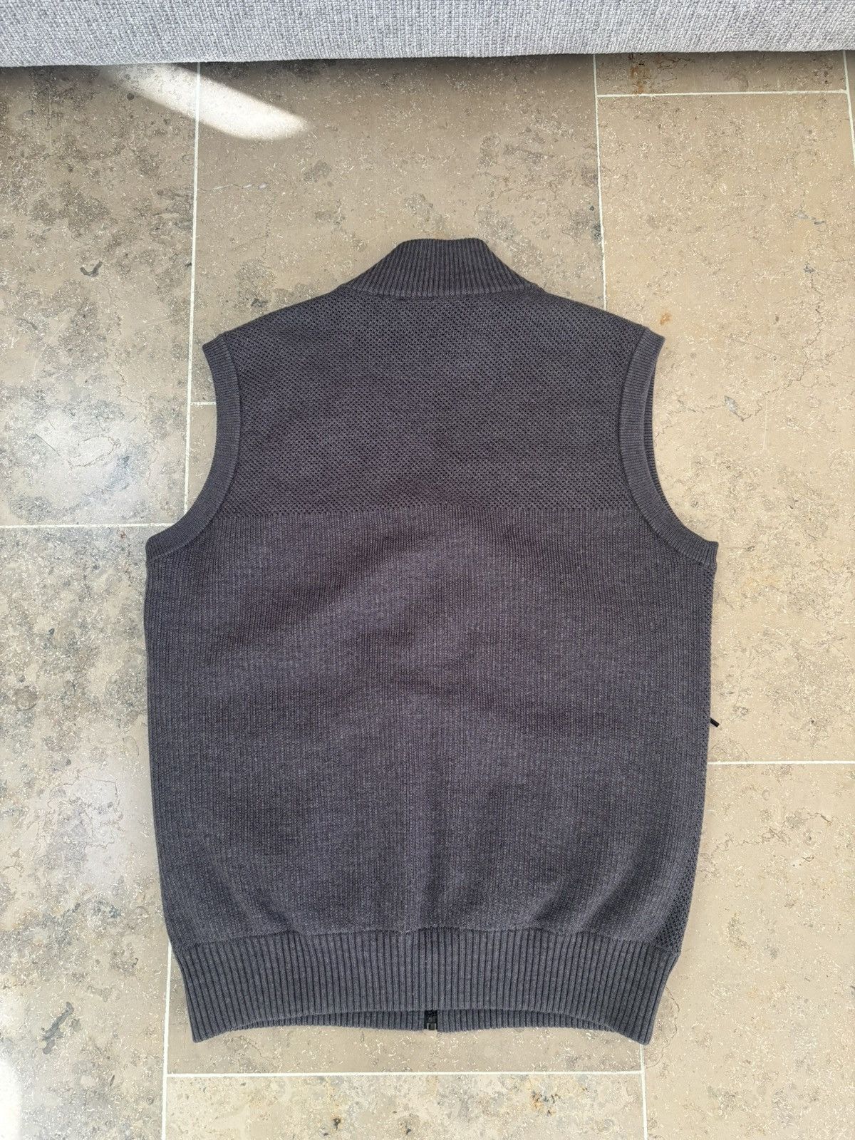 Canada Goose Grey hybridge Canada Goose bodywarmer Size US M / EU 48-50 / 2 - 4 Thumbnail