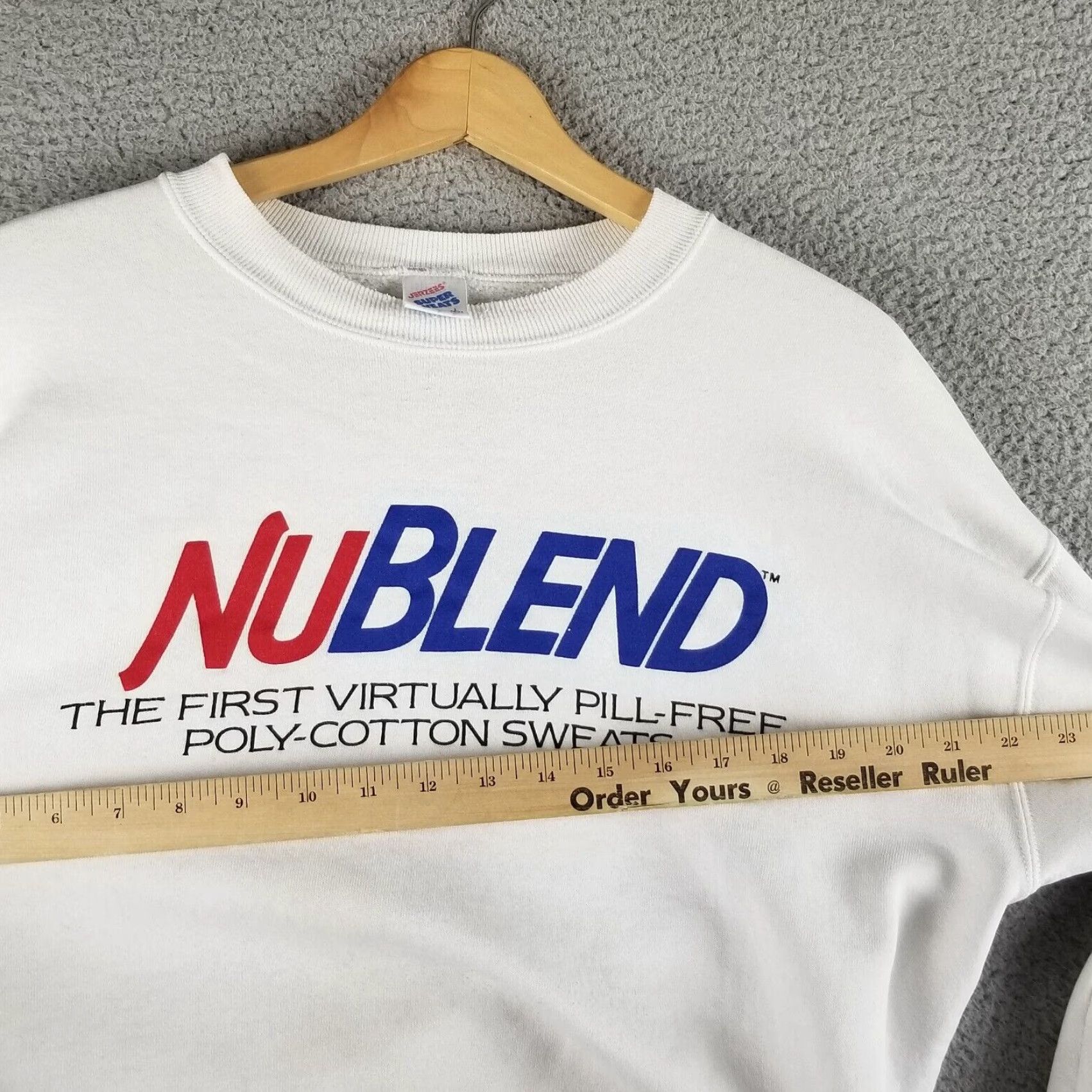 Jerzees VINTAGE Jerzees NuBlend Promo Sweatshirt Shirt Adult Large White 80s 90s Grunge Pullover Mens Size US L / EU 52-54 / 3 - 5 Thumbnail