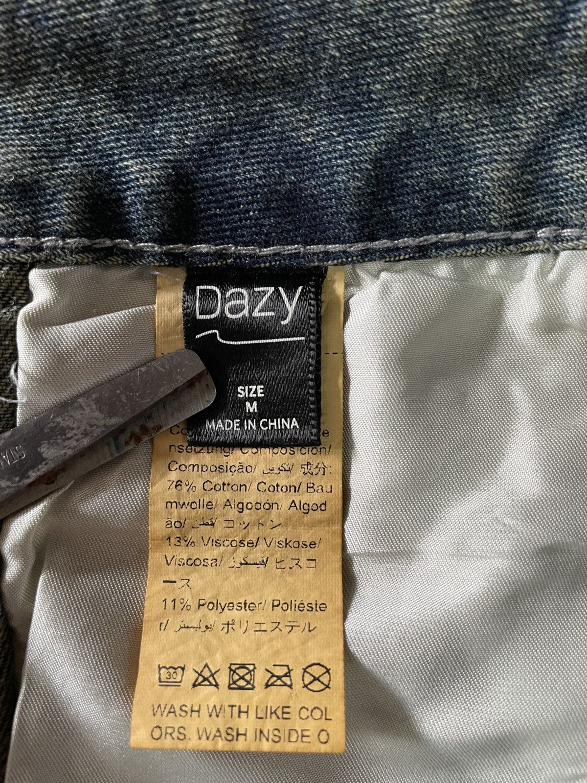 Japanese Brand Vintage Dazy Baggy Mudwash Faded Denim Jeans Size US 28 / EU 44 - 7 Thumbnail