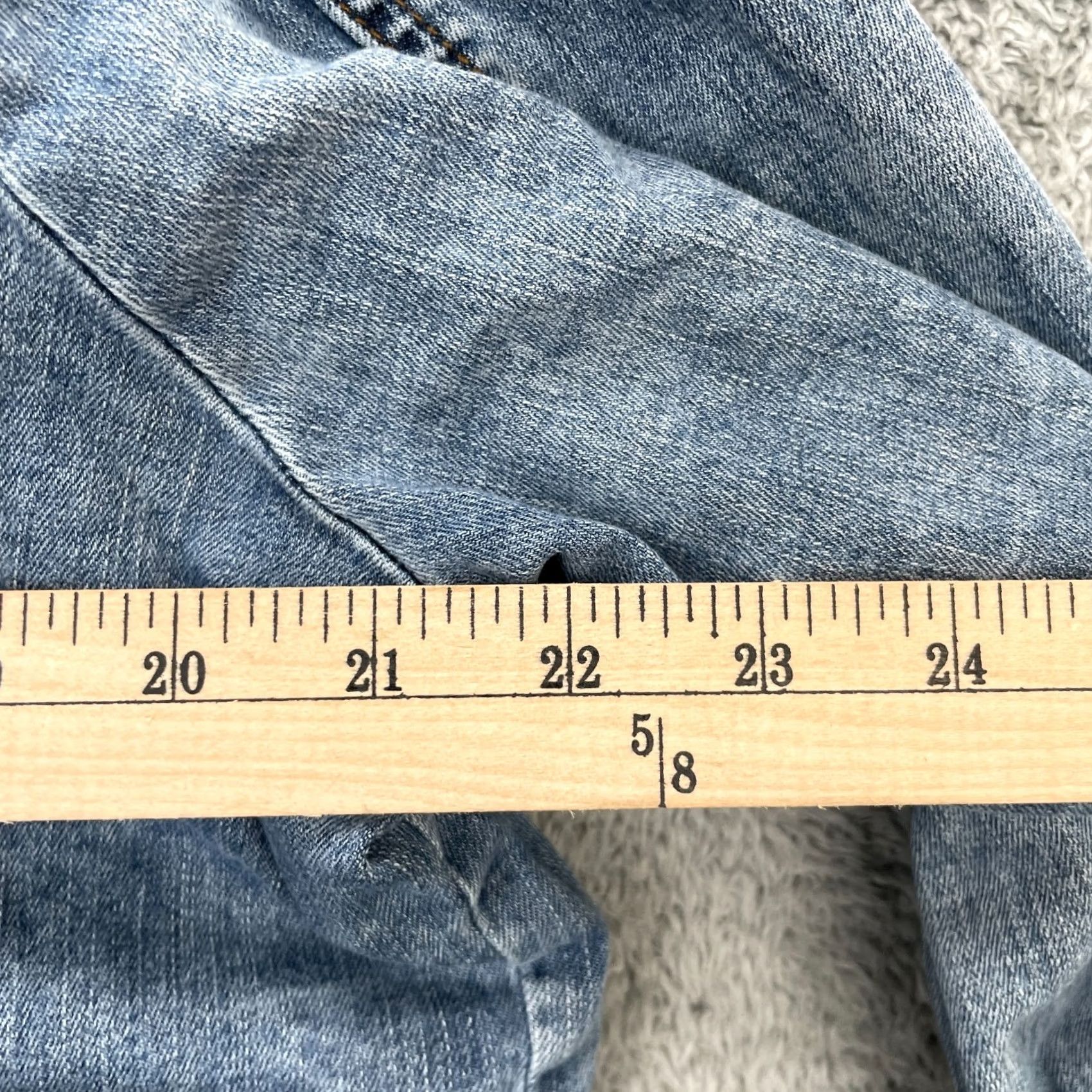 Denime KUT from the Kloth Jacket Women L Blue Trucker Denim Distressed Button Front Casual Urban City Fall Winter Pockets Collared Short Sleeve? Size L / US 10 / IT 46 - 4 Thumbnail