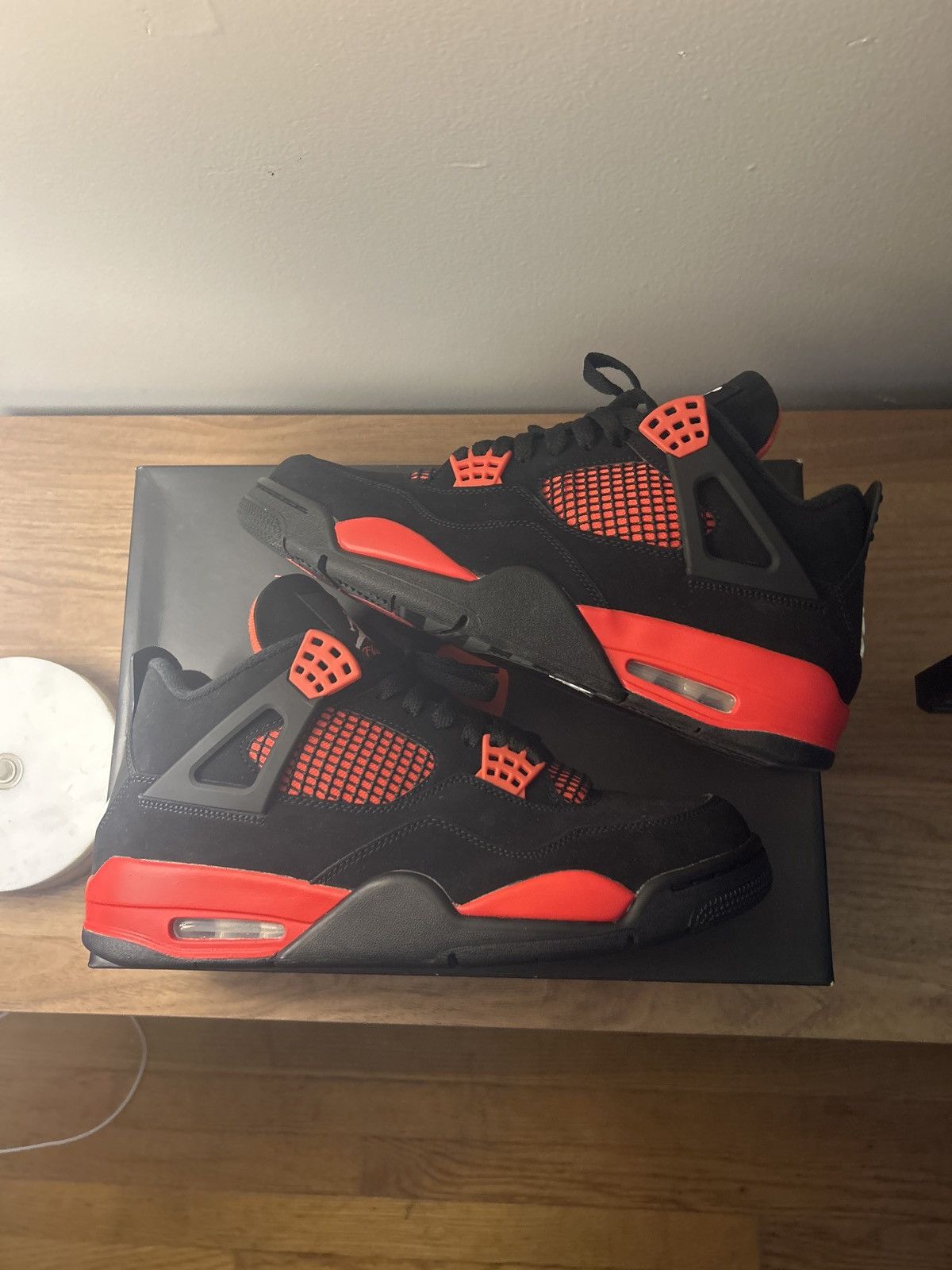 Jordan Brand Jordan 4 Red Thunder Size US 10.5 / EU 43-44 - 2 Thumbnail