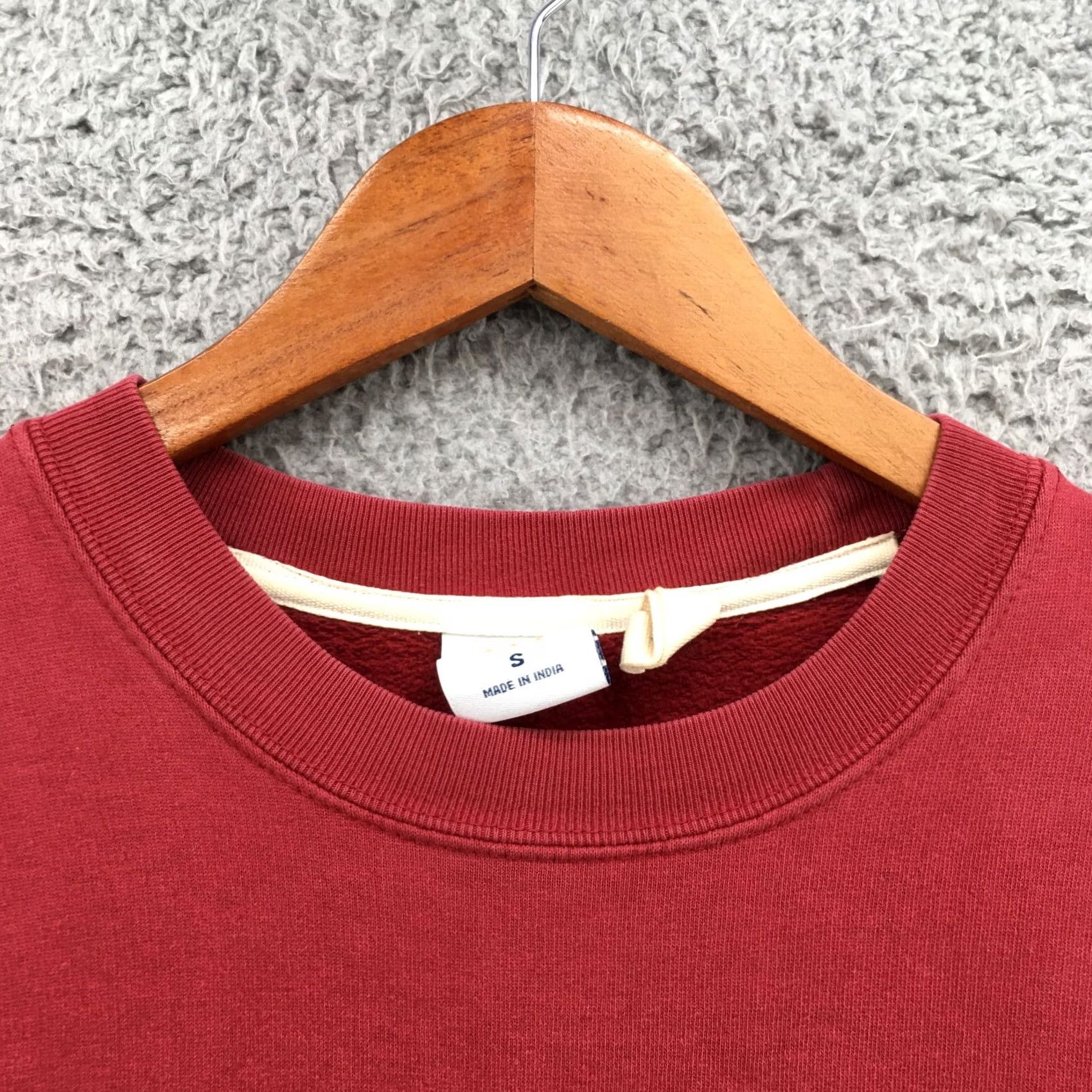 Old Navy Old Navy Pullover Sweatshirt Mens Small Red Fleece Lined Cotton Blend Crew Neck Size S / US 4 / IT 40 - 5 Thumbnail