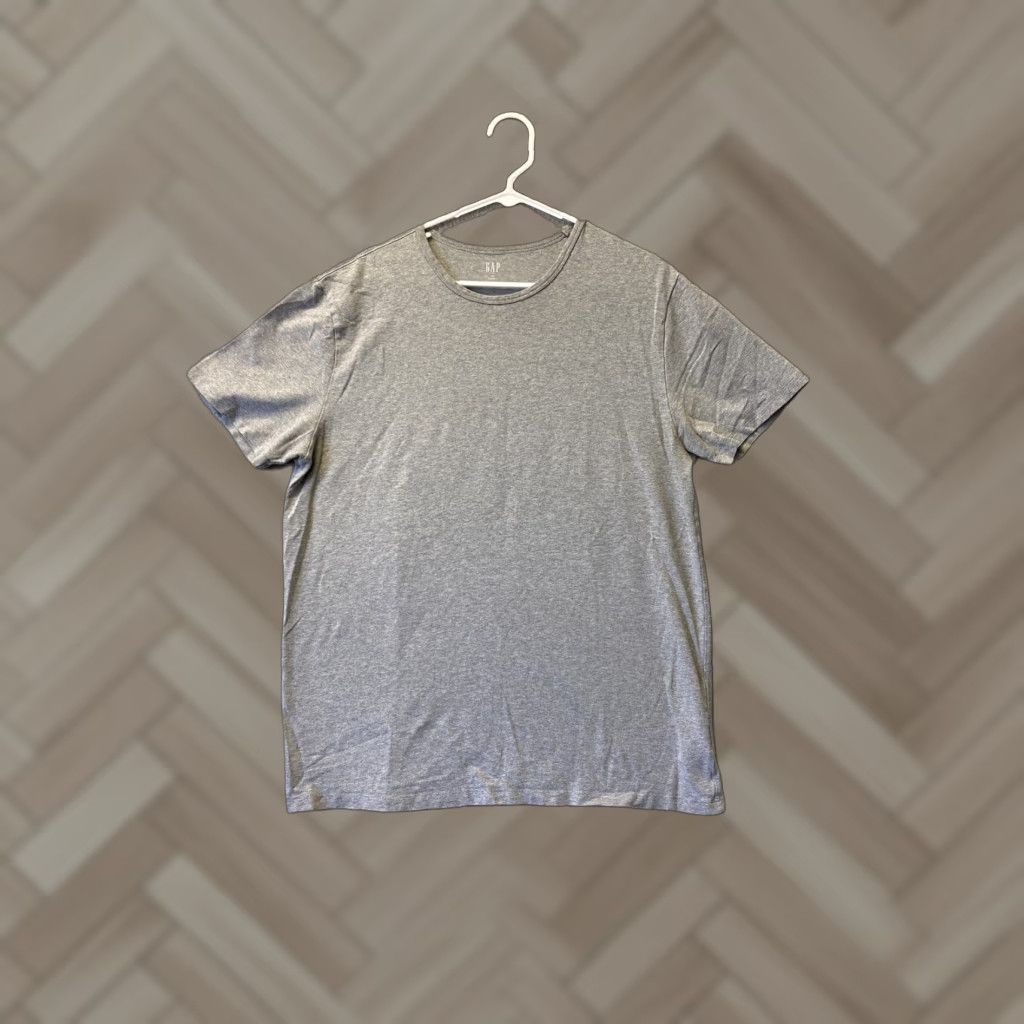 Gap VINTAGE Gap Men's T-Shirt XL Gray Short Sleeve Crew Neck Cotton Blend Basic Tee 54-55 Size US XL / EU 56 / 4 - 1 Thumbnail
