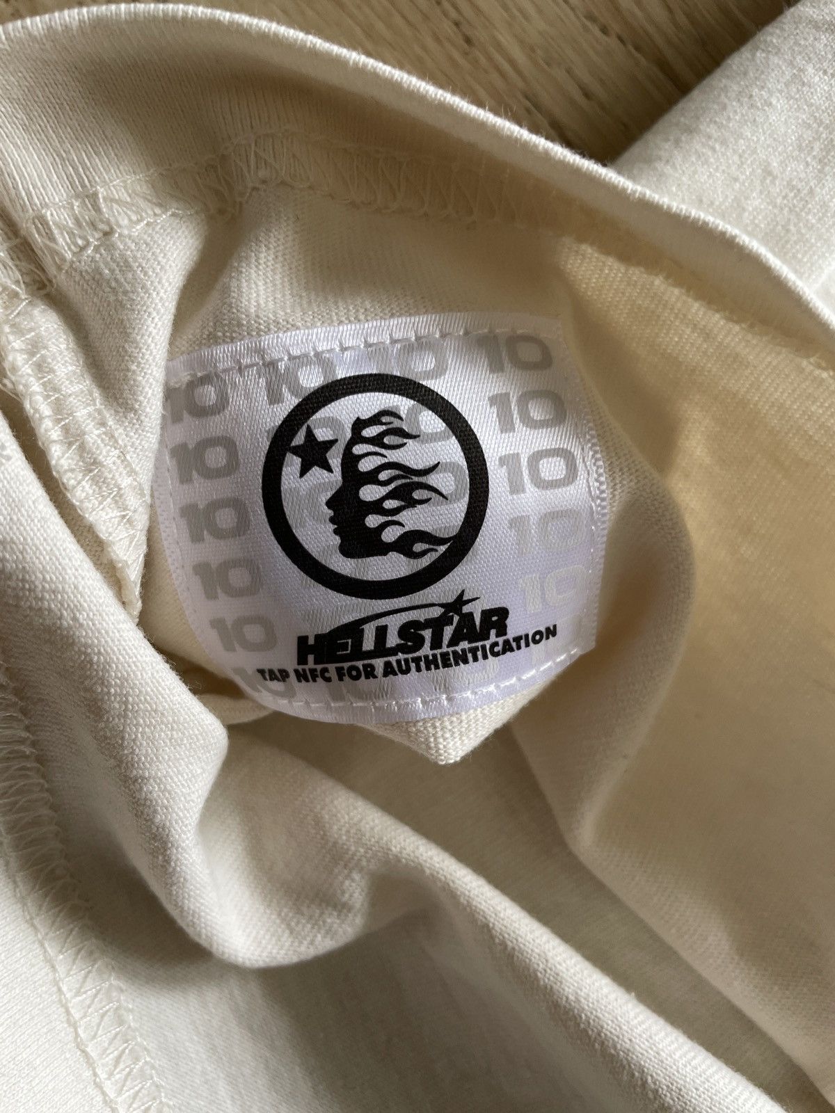 Other Hellstar Sport Logo Gel T-shirt Size US L / EU 52-54 / 3 - 5 Thumbnail