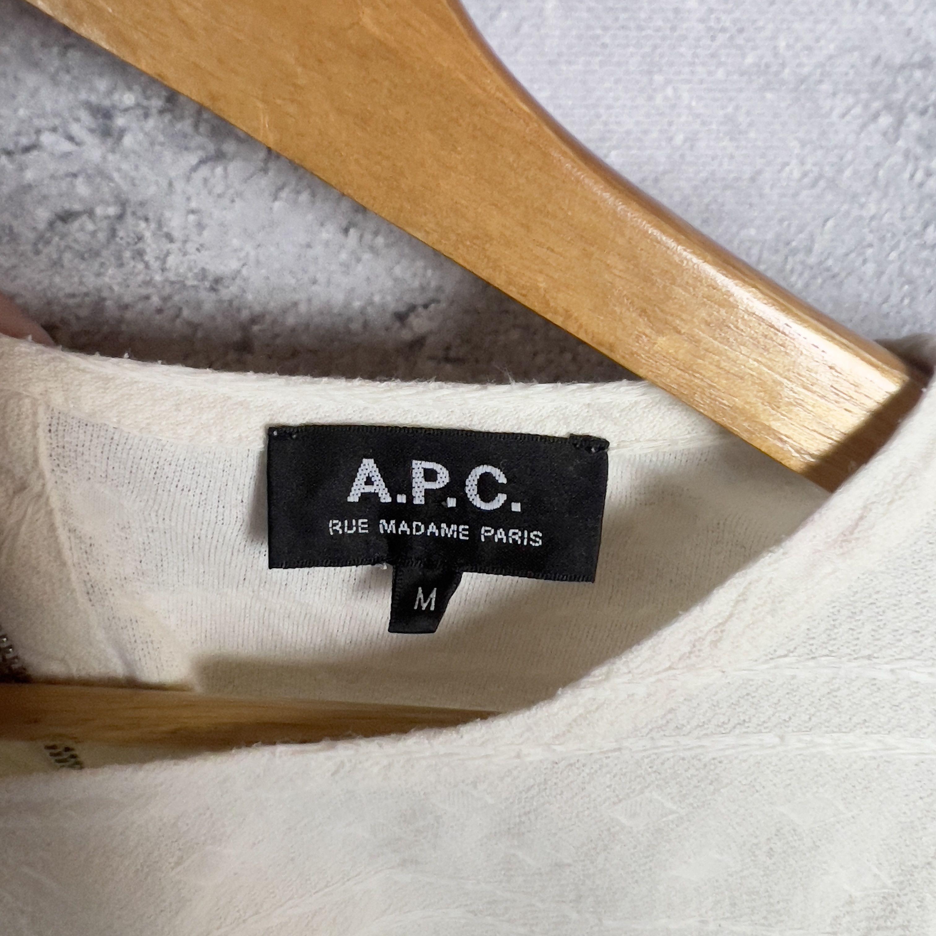 A.P.C. A.P.C. Sweatshirt Women's Size M Beige Long Sleeve Size M / US 6-8 / IT 42-44 - 4 Thumbnail
