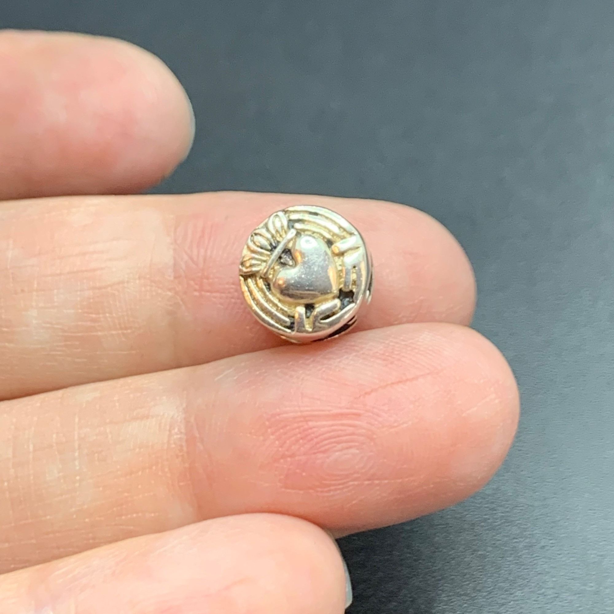 Other Silver Tone Round Claddagh Heart Slide Charm w/ Darkened Hea Size ONE SIZE - 6 Thumbnail
