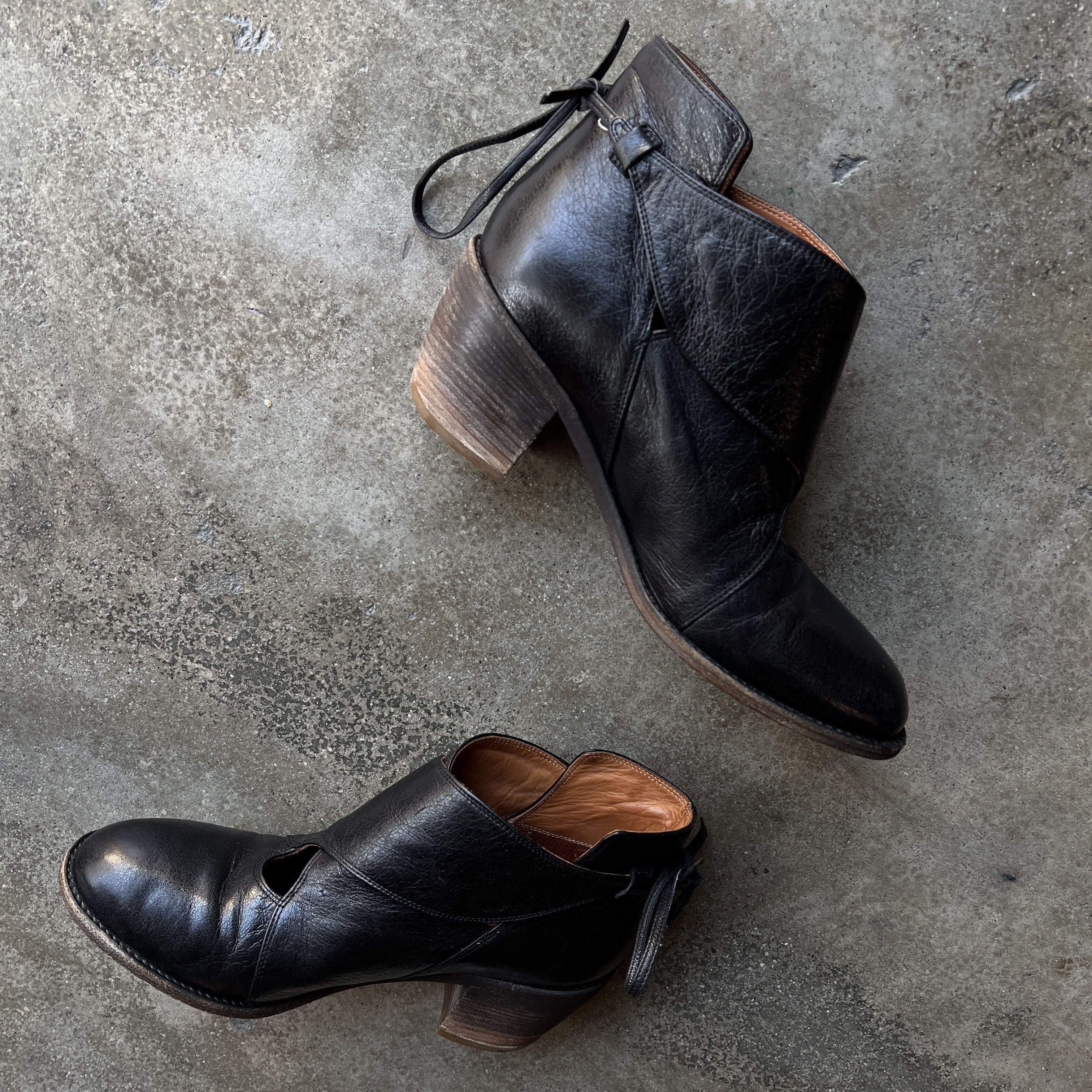 Dries Van Noten Dries Van Noten Back Tie Ankle Boots Size US 6.5 / IT 36.5 - 2 Thumbnail