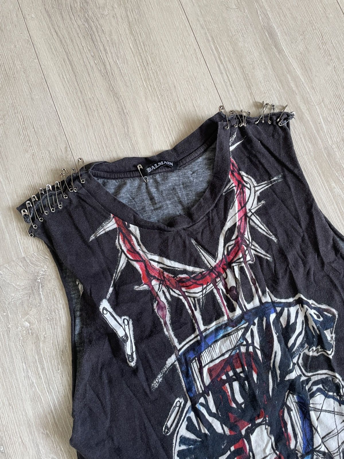 Balmain Balmain SS11 safety pin tank top bu Christophe Decarnin Size S / US 4 / IT 40 - 5 Thumbnail