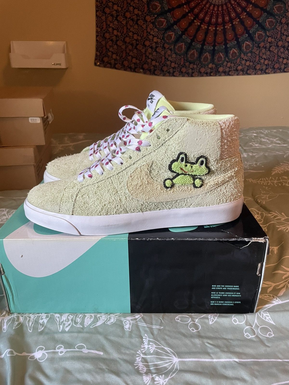 Nike Nike SB Blazer x Frog Skateboards Size US 10.5 / EU 43-44 - 2 Thumbnail