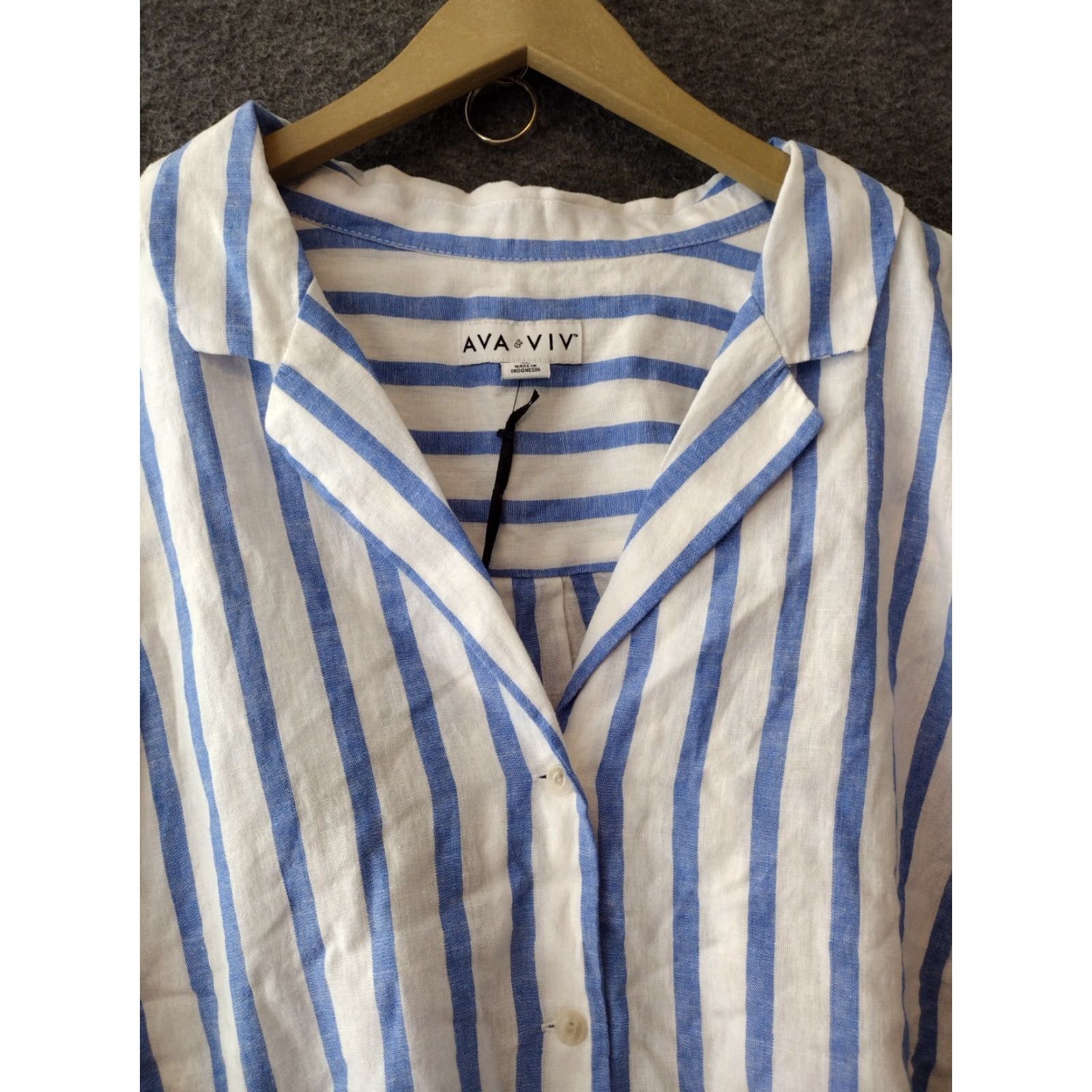 Vintage Ava & Viv Blue Striped Linen & Rayon Blend Button Front Top - Women's 3X Casual Shirt Size 3X Blue Pattern Striped All Seasons Womens (Plus) Size XXL / US 16-18 / IT 52-54 - 3 Thumbnail