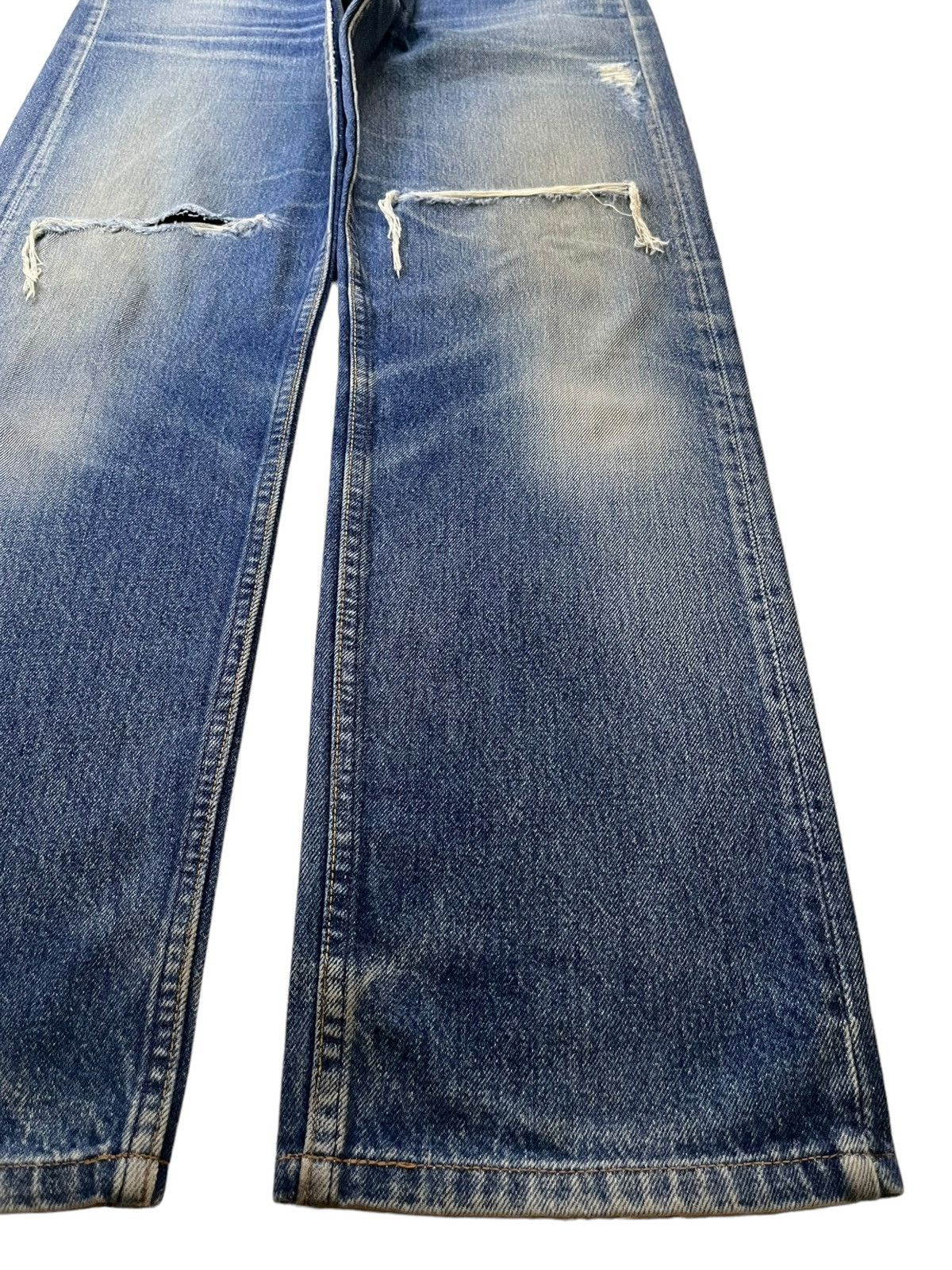 Levi's × Levi's Vintage Clothing Vintage 80s Levis 501 Blue Wash Distress Ripped Loose Jeans Size US 31 - 7 Thumbnail