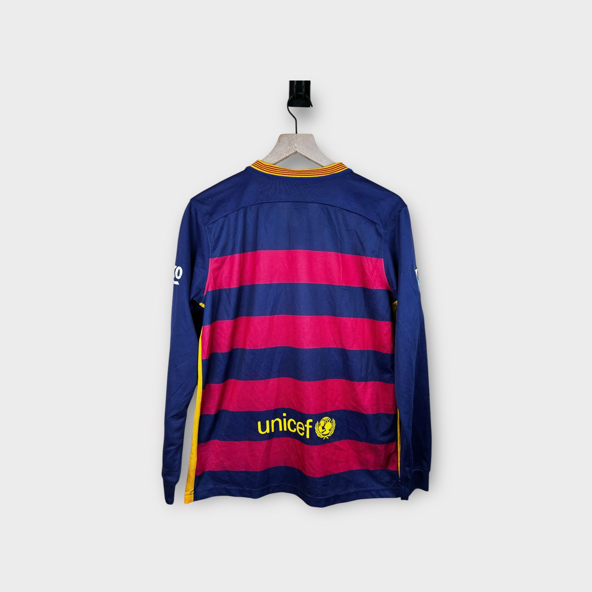 Vintage Unicef Qatar Airways FCB LFP Long Sleeve Soccer Jersey Size US S / EU 44-46 / 1 - 2 Thumbnail