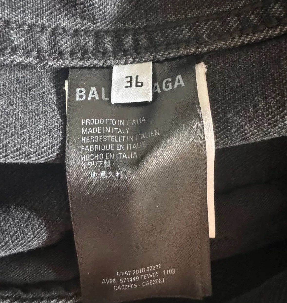 Balenciaga Balenciaga water brick denim jacket 2412-Nextarrow Size US S / EU 44-46 / 1 - 7 Thumbnail