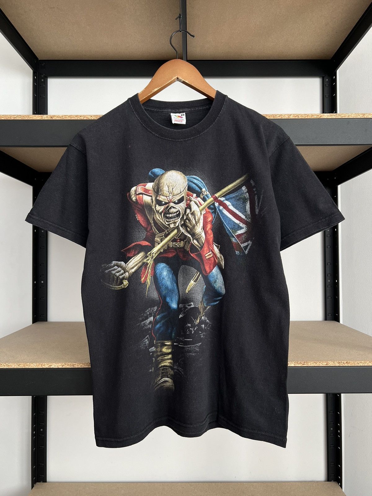Band Tees Vintage 2010 Iron Maiden The Final Frontier Black T-shirt Size US M / EU 48-50 / 2 - 2 Thumbnail