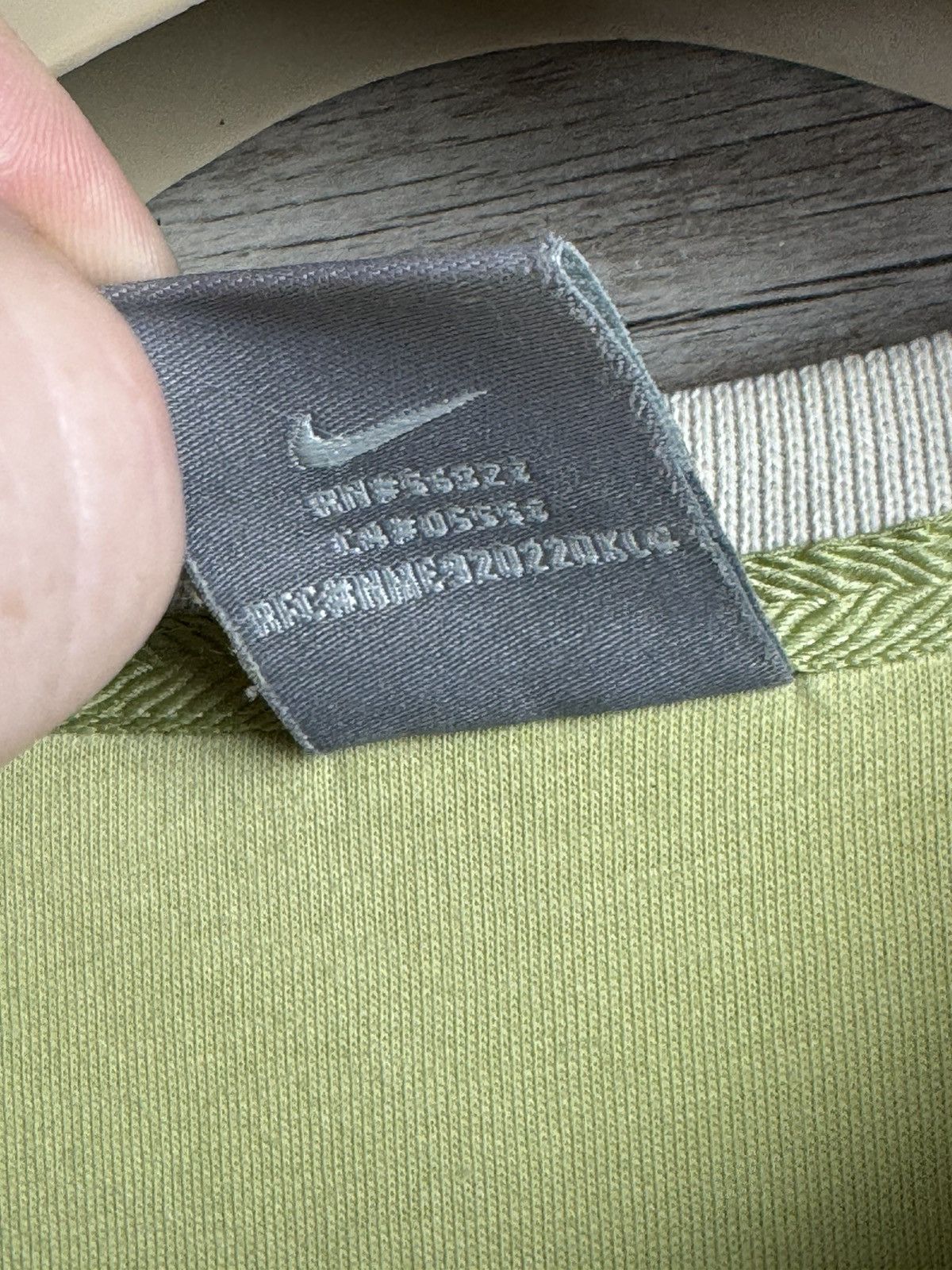 Nike NIKE VINTAGE HOODIE Y2K DRILL STYLE SIZE S Size US S / EU 44-46 / 1 - 6 Thumbnail