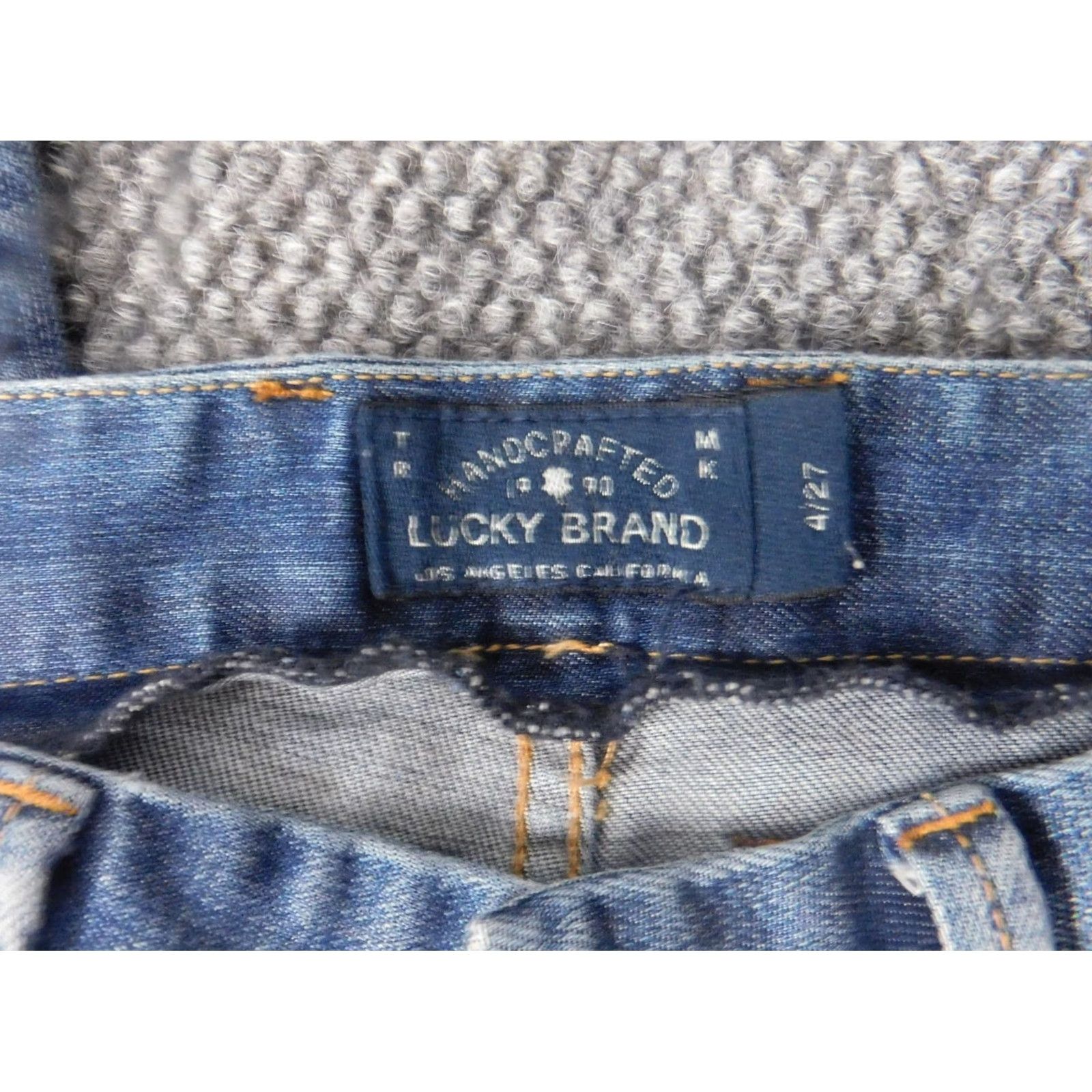 Lucky Brand Lucky Brand Jeans Cropped Women 4 Blue Denim Cotton Blend Zipper Inseam 24 in Regular Rise Cropped 24in Center Zippered blue Women Jeans Size 27" / US 4 / IT 40 - 3 Thumbnail