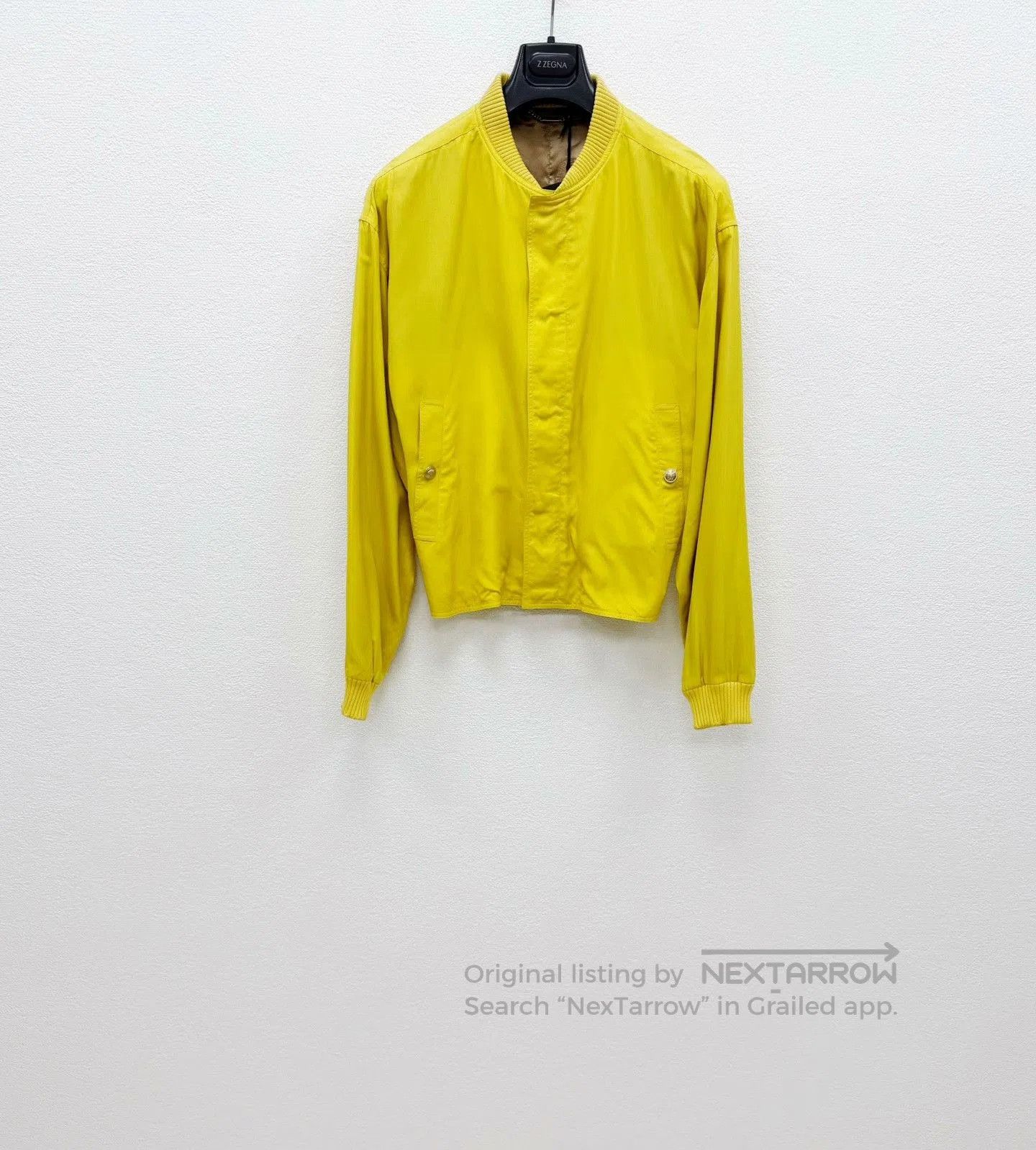 Versace versace silk outerwear jacket in yellow. Size US L / EU 52-54 / 3 - 1 Thumbnail