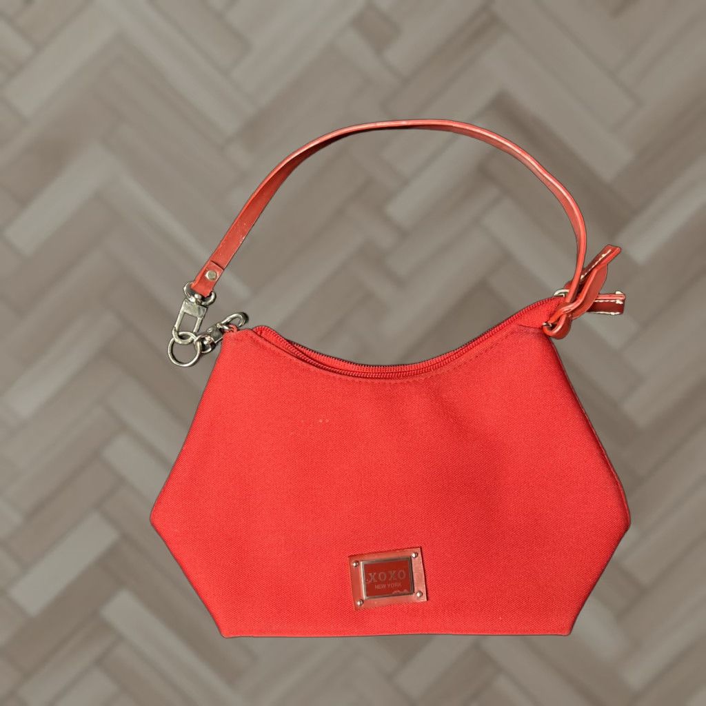 XOXO XOXO Shoulder Bag Purse Red Small Women Vintage? No (Vintage: No) 90s Y2K Glam Heart Monogram Size ONE SIZE - 1 Thumbnail