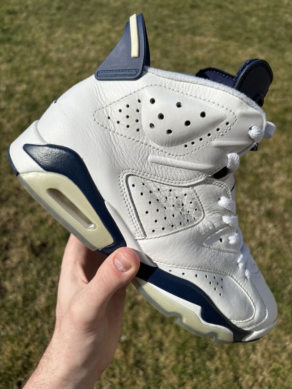 Jordan Brand Jordan 6 Retro Midnight Navy 2022 Size 8.5 Size US 8.5 / EU 41-42 - 1 Thumbnail