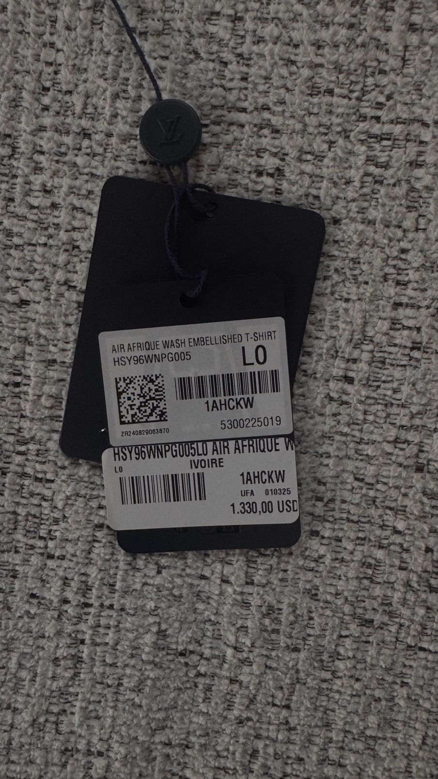 Louis Vuitton Louis Vuitton Embellished Graphic T-Shirt Size US L / EU 52-54 / 3 - 16 Thumbnail