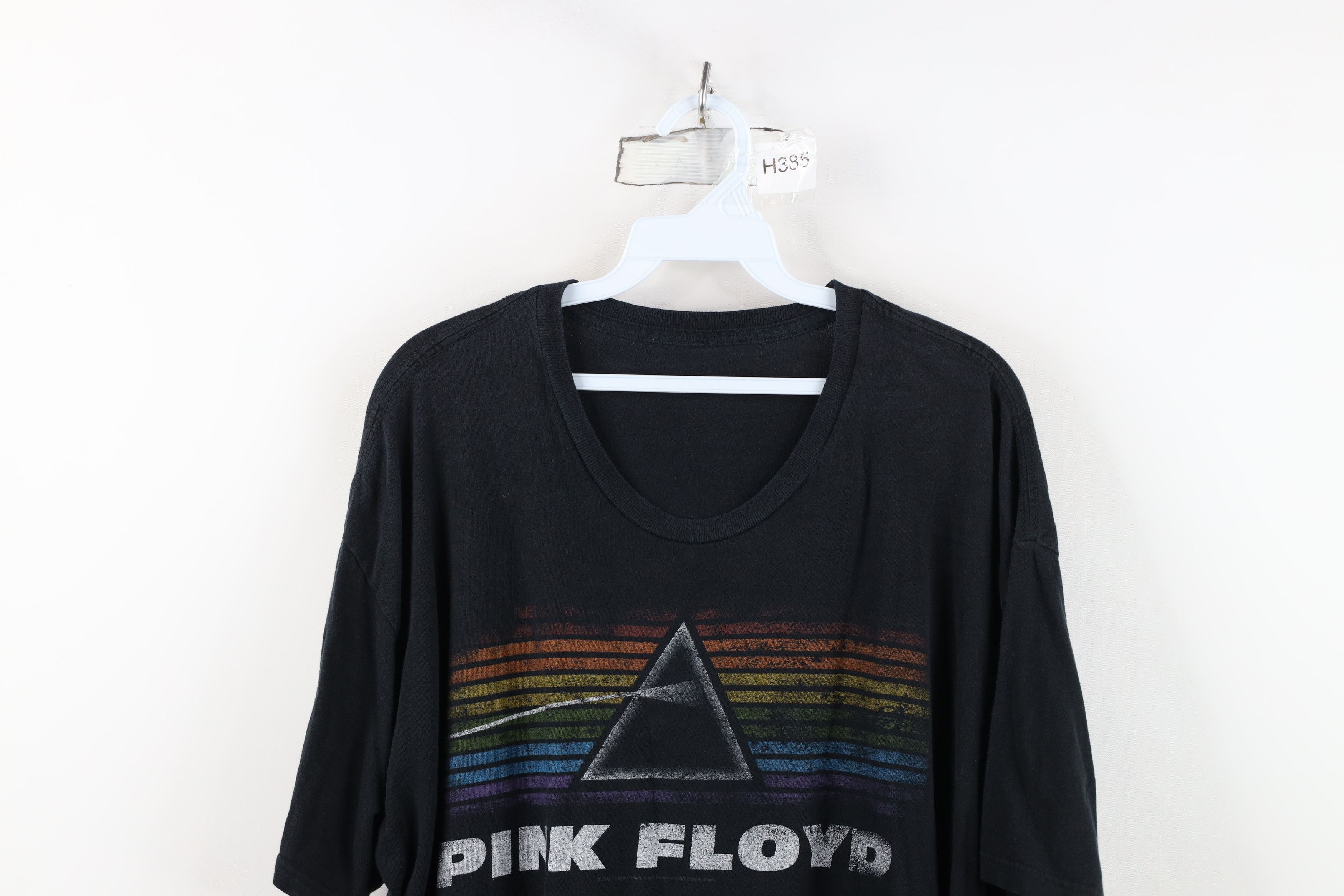 Vintage Vintage Y2K Dark Side of the Moon Pink Floyd Band T-Shirt Size US XXL / EU 58 / 5 - 2 Thumbnail