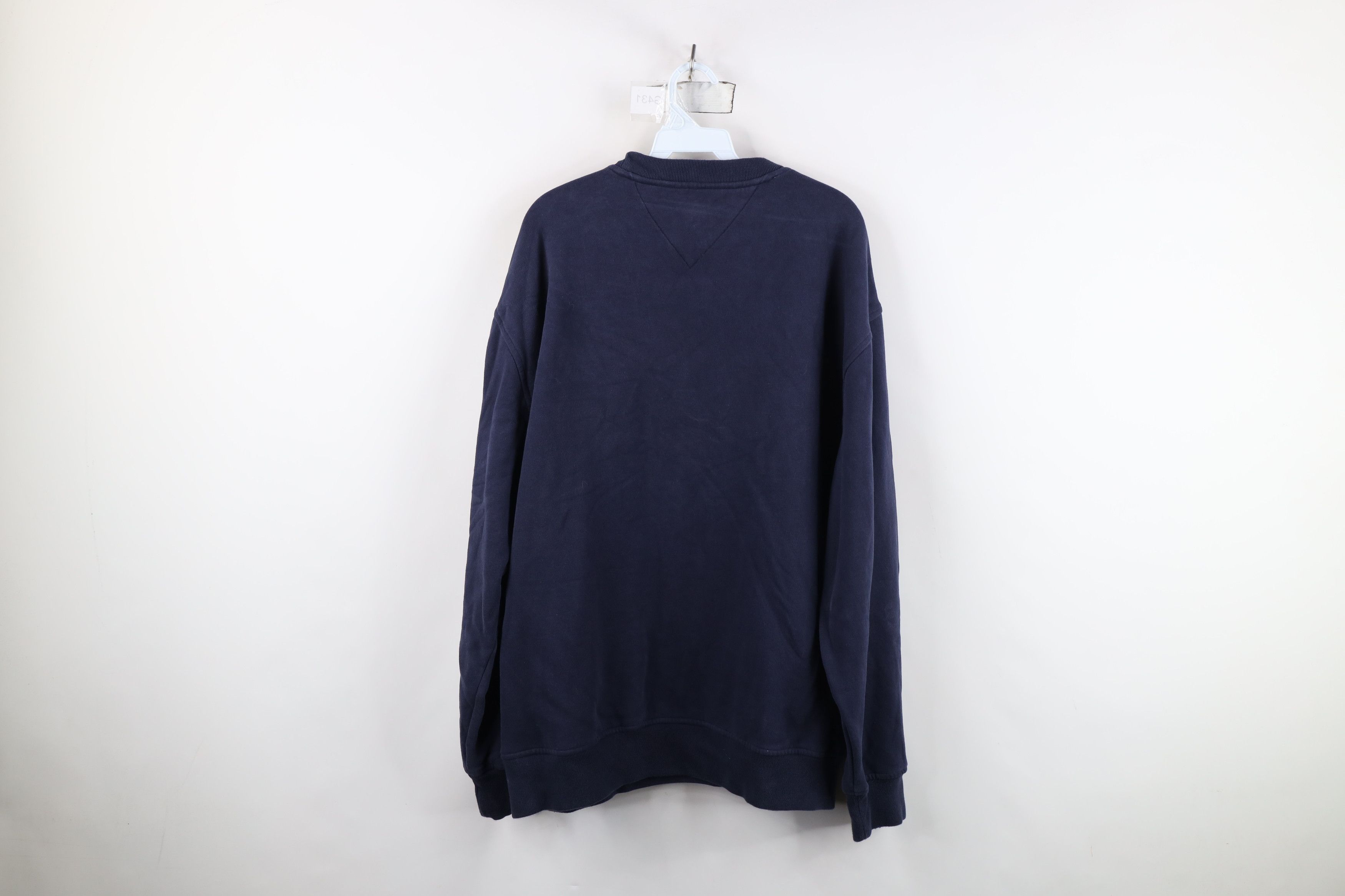 Tommy Hilfiger Vintage Tommy Hilfiger Spell Out Crewneck Sweatshirt Blue Size US L / EU 52-54 / 3 - 12 Thumbnail