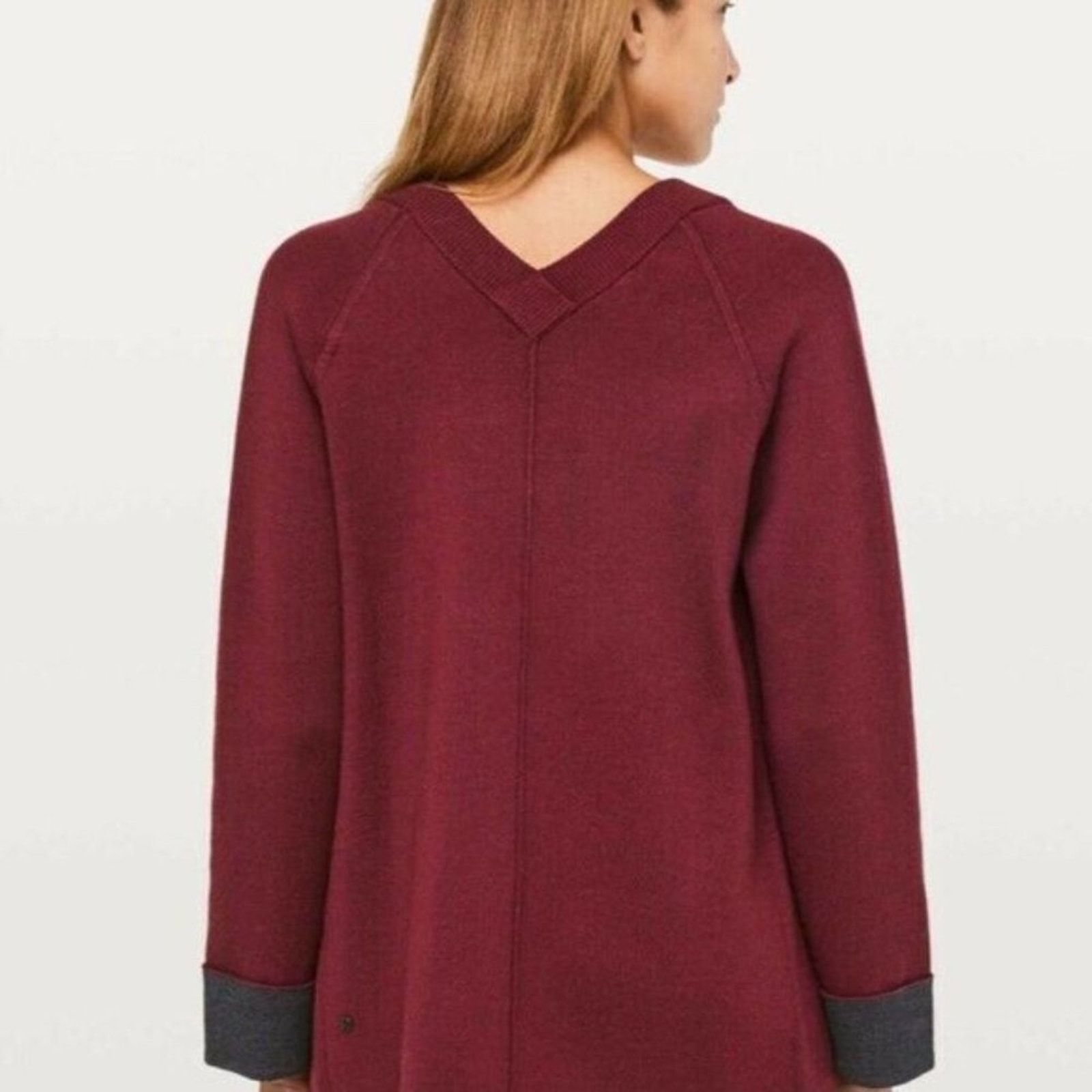 Lululemon Lululemon Merino Wool Wrap Cardigan Size 4 Maroon Size S / US 4 / IT 40 - 4 Thumbnail