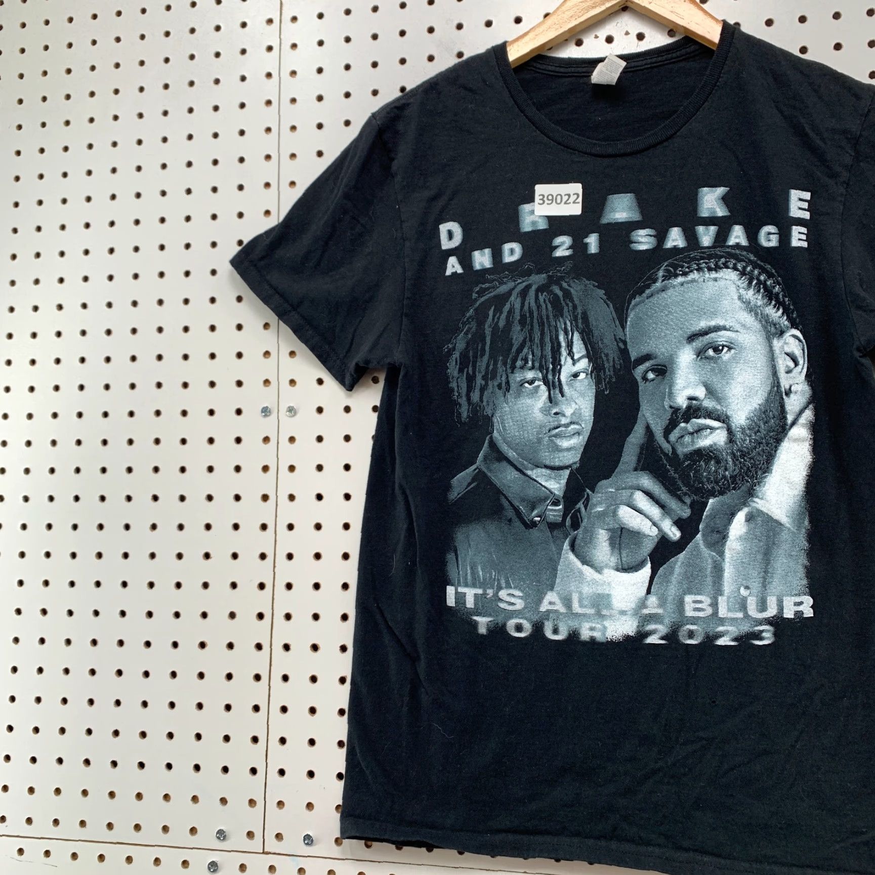 Vintage Vintage Drake 21 Savage Hip Hop Music T-Shirt Mens Small Black Short Sleeve Crew Neck Graphic Tee Size US S / EU 44-46 / 1 - 4 Thumbnail