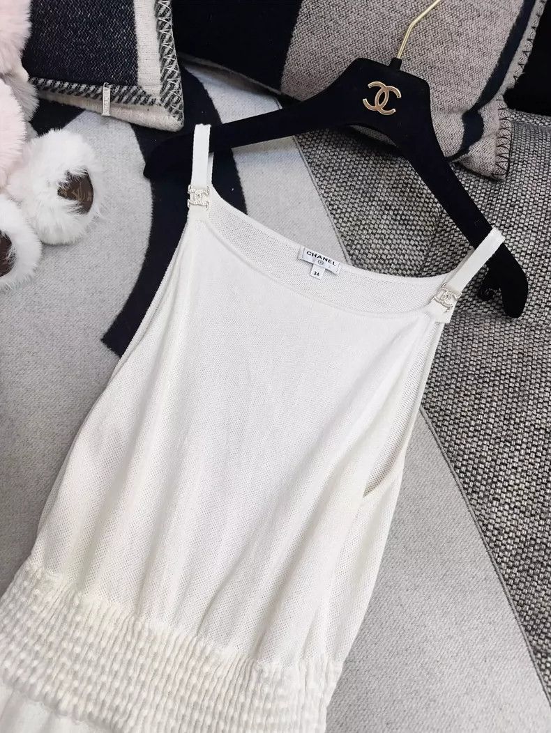 Chanel Chanel 20s beige knitted diamond buckle double C suspender Size XXS / US 00 / IT 34 - 3 Thumbnail