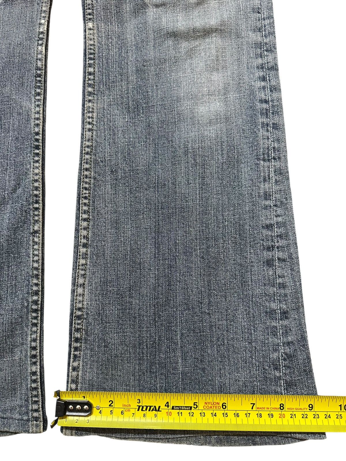 Japanese Brand Vintage Japanese Brand Blue Faded Wash Style Baggy Jeans Size US 31 - 15 Thumbnail