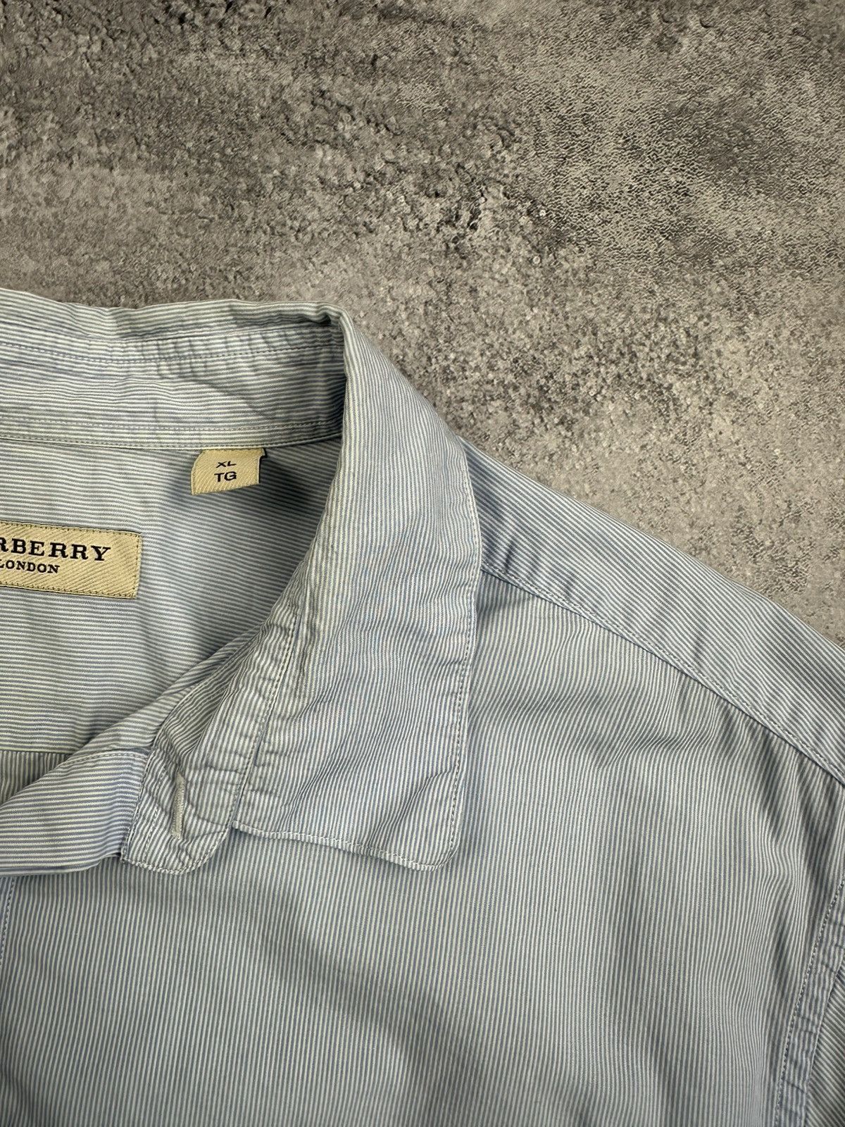 Burberry Burberry Button Up Shirt Nova Check Vintage Luxury London Size US XL / EU 56 / 4 - 6 Thumbnail