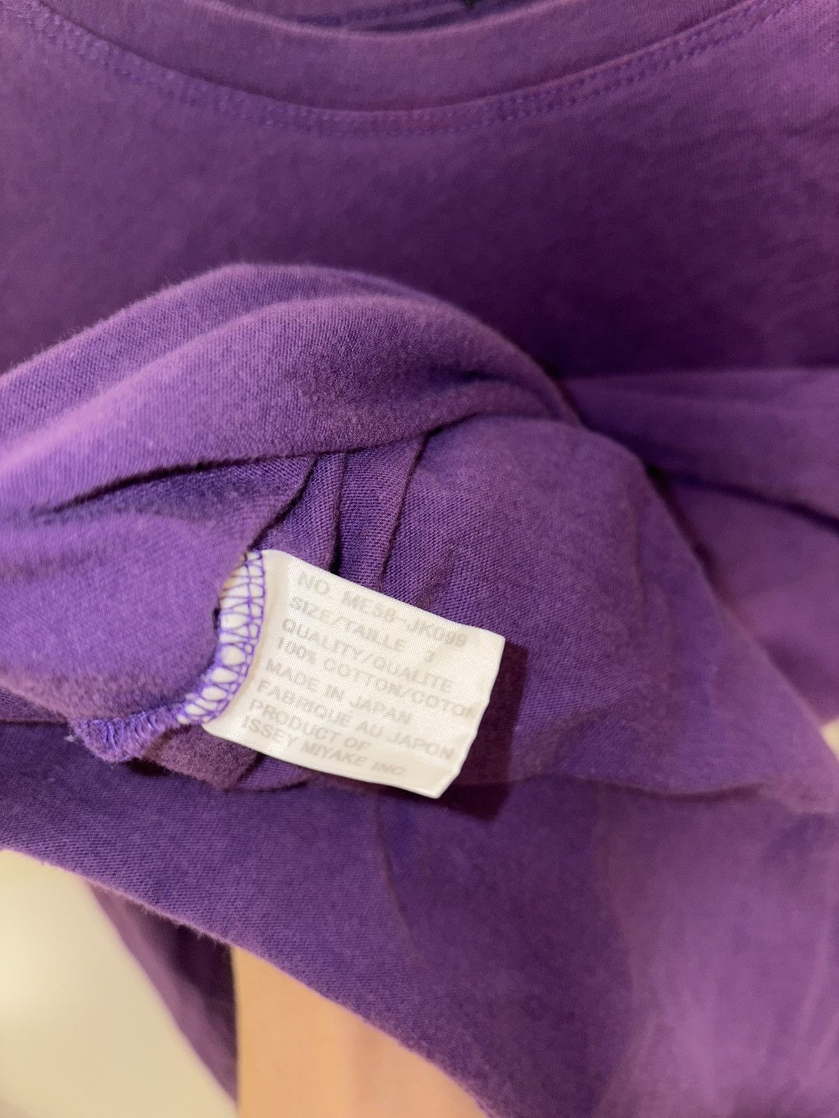 Issey Miyake Vintage Issey Miyake Mens Purple Long Sleeve Tshirt Size US M / EU 48-50 / 2 - 3 Thumbnail