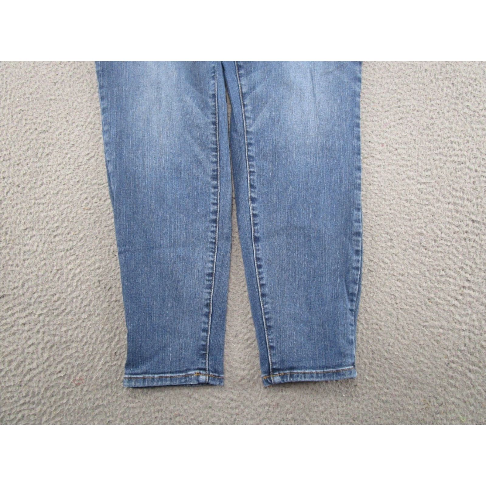 Torrid Torrid Jeans Button Fly High Rise Blue Premium Stretch Skinny Jeans 18R Womens XS? Size 40" / US 18 - 2 Thumbnail