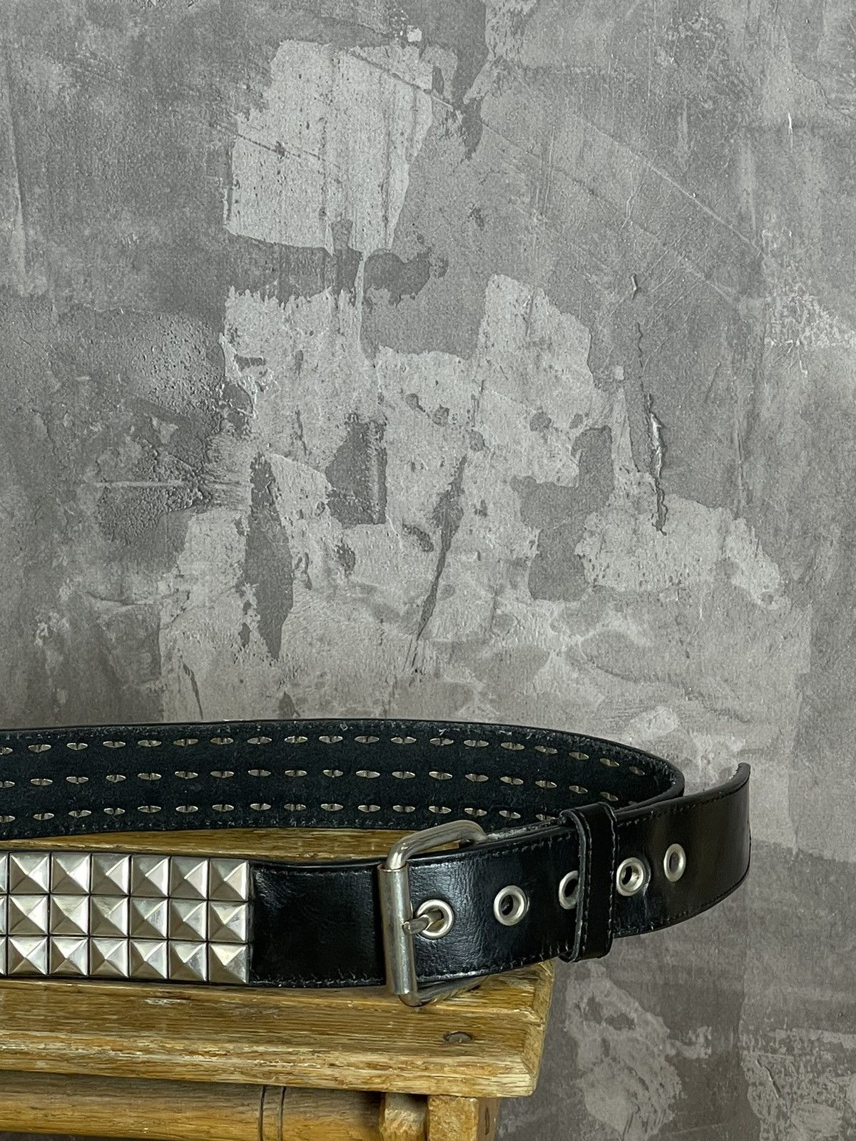 Japanese Brand × Vintage Steel Leather Studded Grunge Y2K Punk Retro Belt Size ONE SIZE - 2 Thumbnail