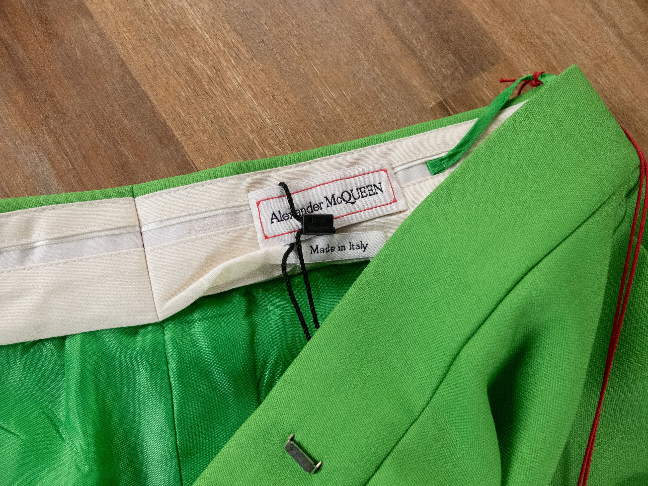 Alexander McQueen ALEXANDER MCQUEEN green wool mohair cigarette pants 4 40 q Size 27" / US 4 / IT 40 - 10 Thumbnail
