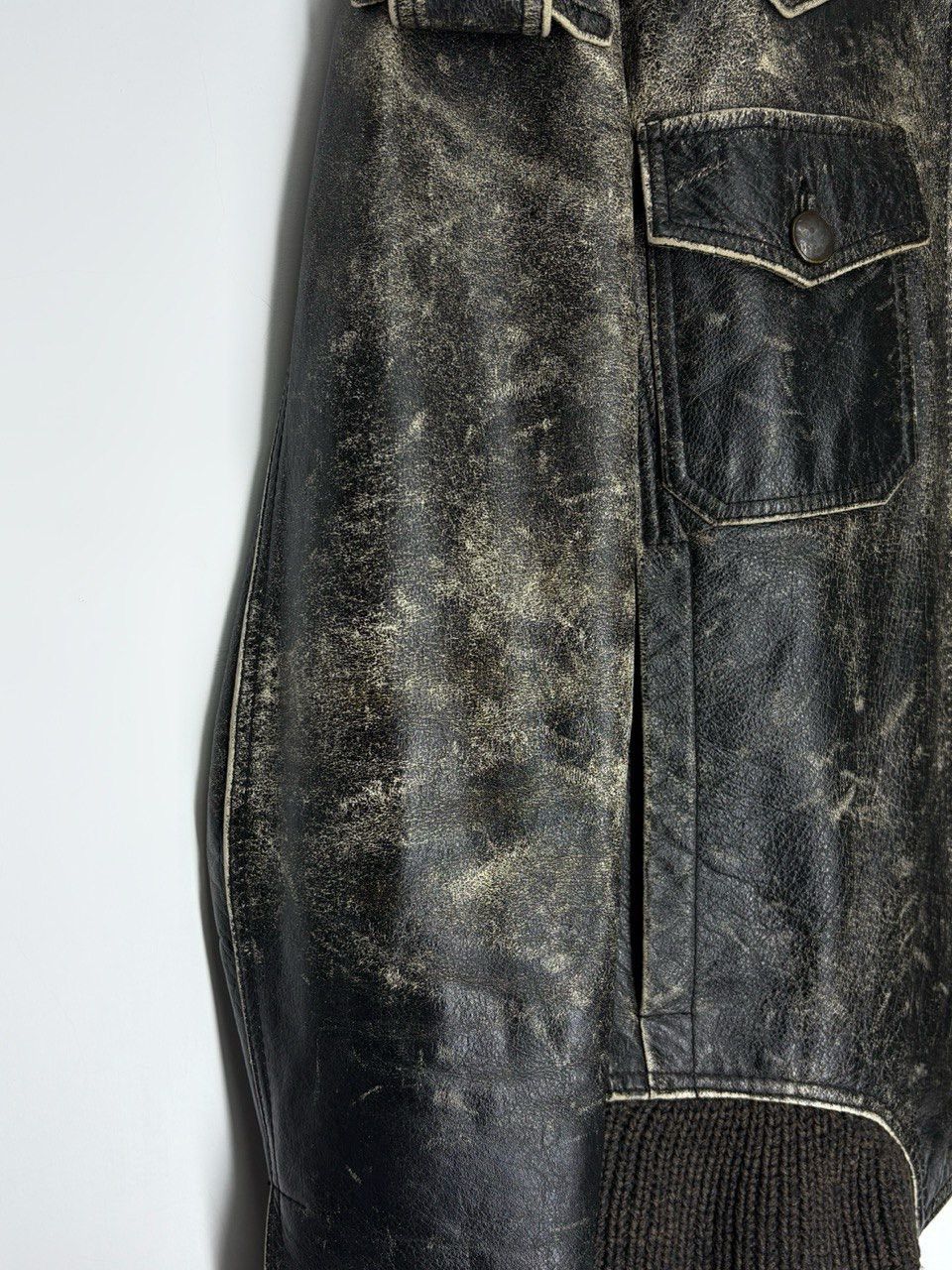 Hugo Boss Vintage 90s Hugo Boss Avant Garde Heavy Leather Jacket Size US M / EU 48-50 / 2 - 12 Thumbnail