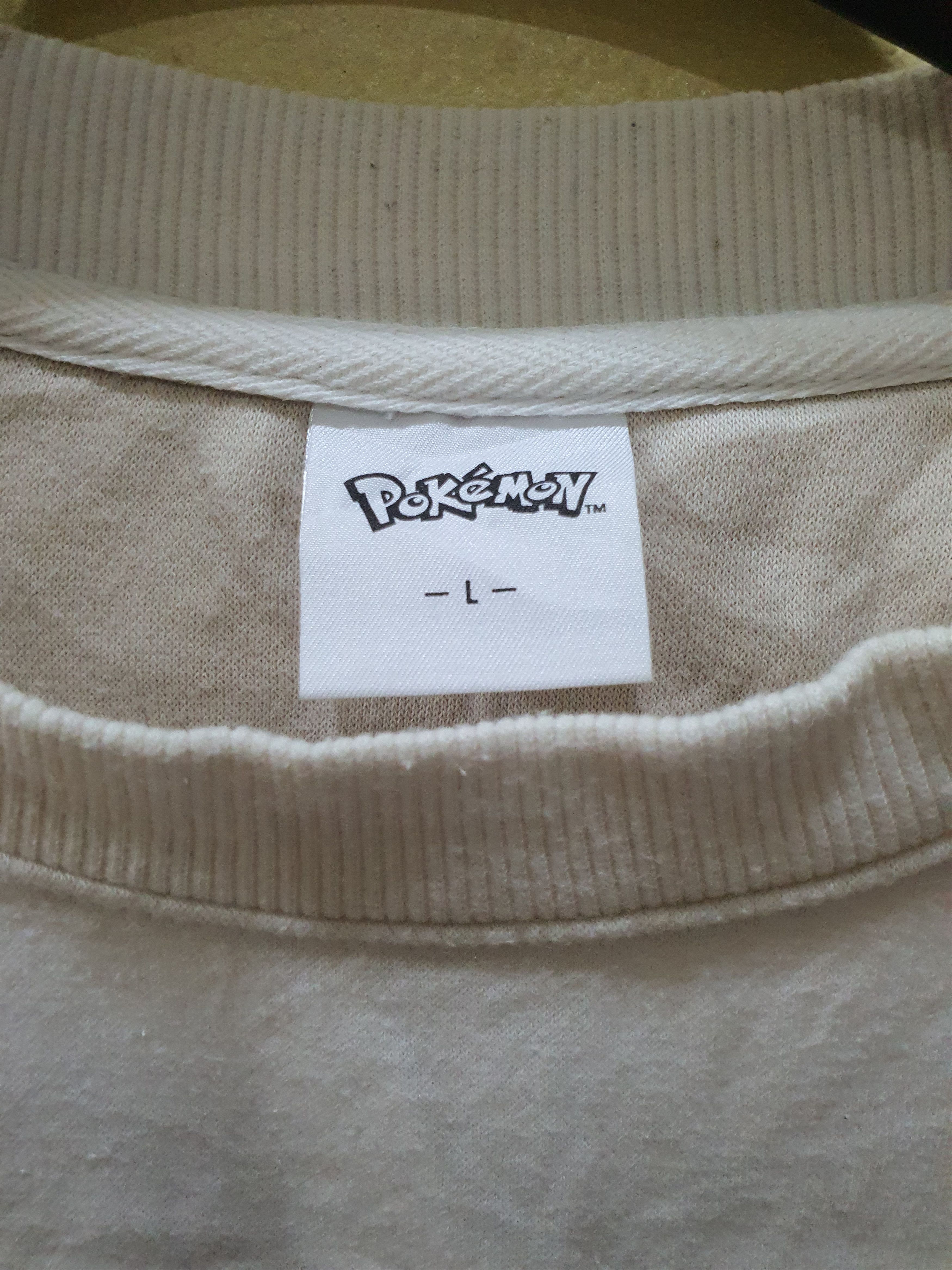 Anime GU x Pokémon "Line Up" crewneck sweatshirt Size US L / EU 52-54 / 3 - 7 Thumbnail