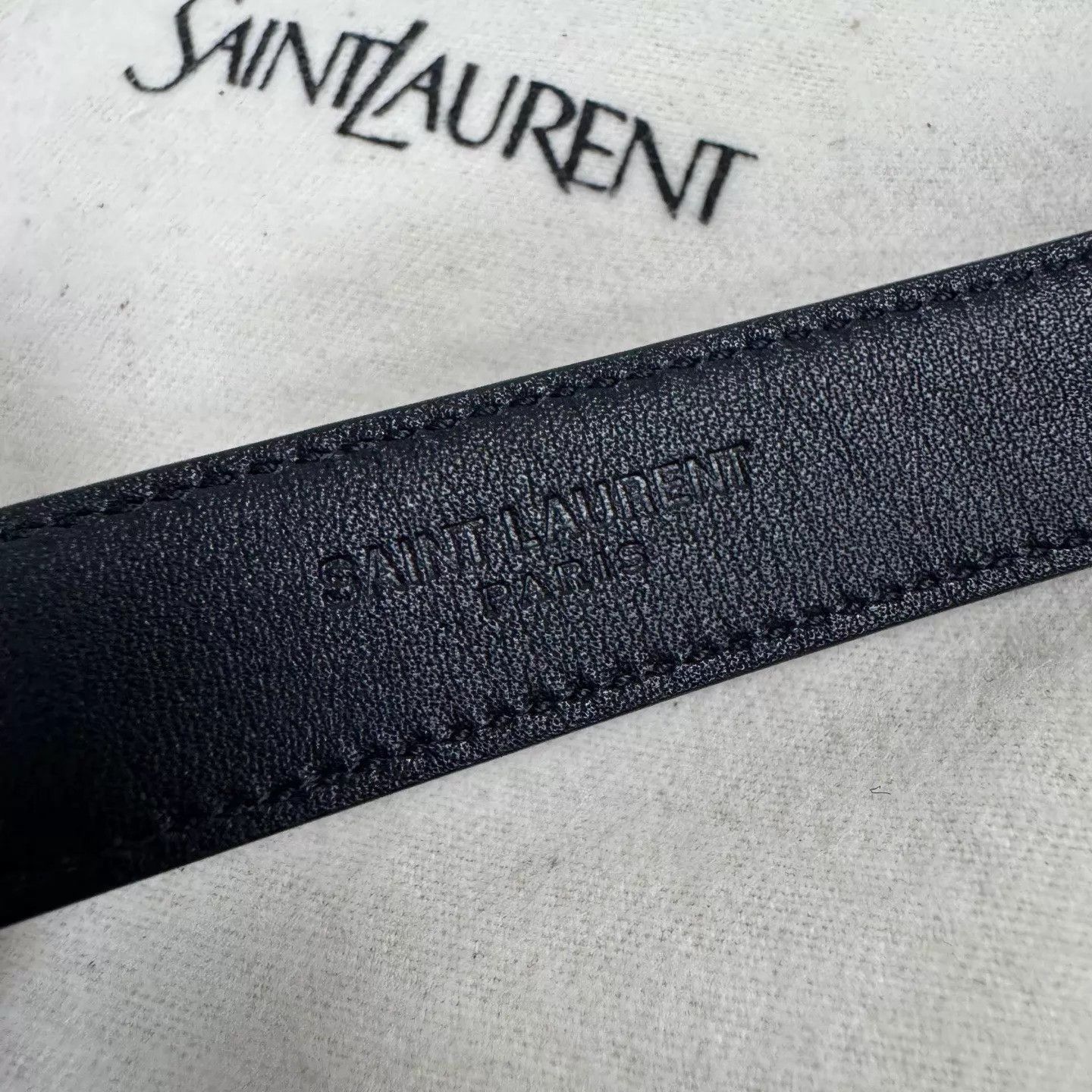 Saint Laurent Paris SLP Classic Black & Gold Buckle Skinny Belt 99 New Size 65 Size ONE SIZE - 7 Thumbnail