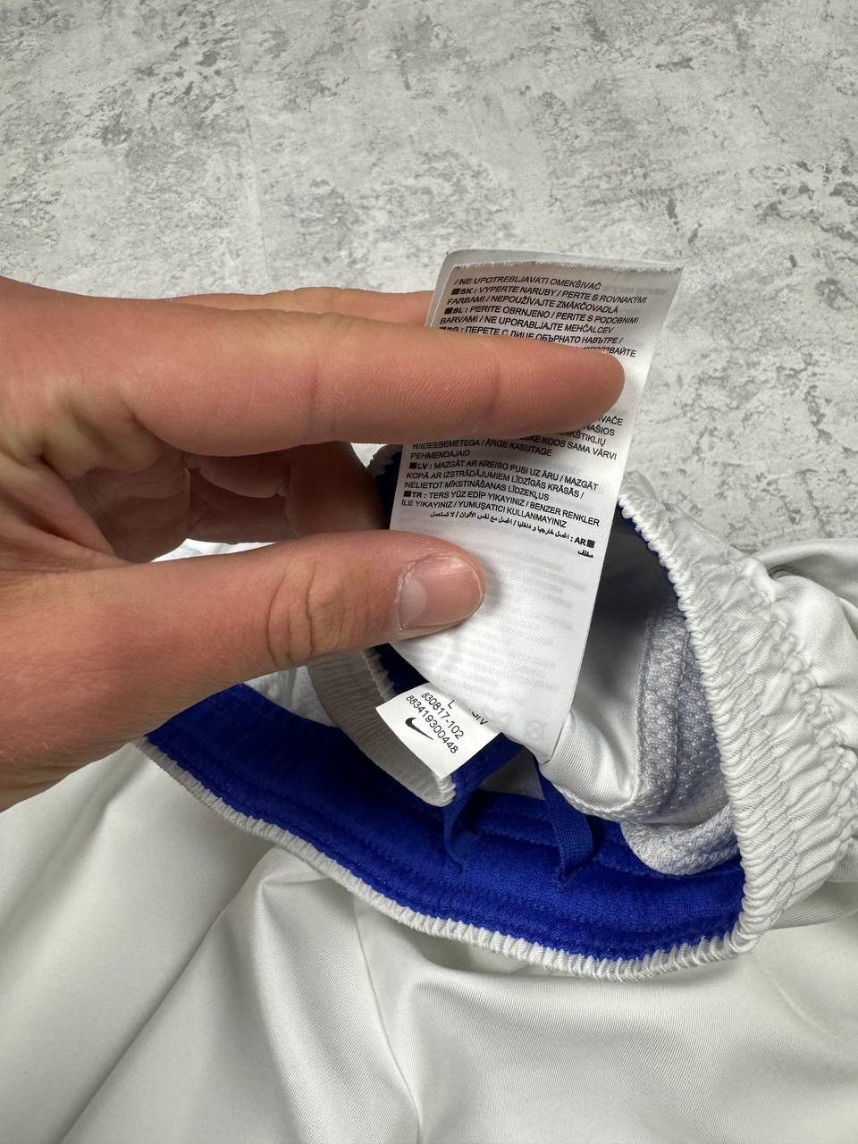 Nike Nike White Men Shorts Size L Size US 33 - 13 Thumbnail